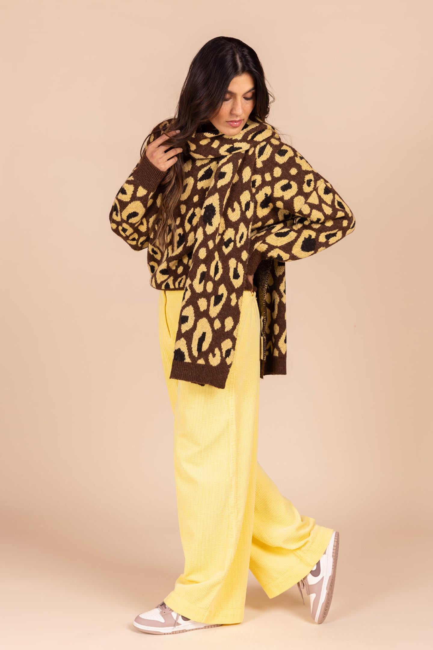 BROEK IN RIBFLUWEEL (8500)