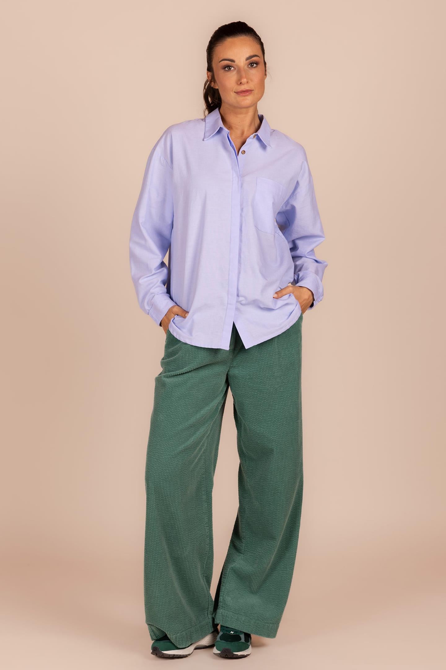 BROEK IN RIBFLUWEEL (8500)