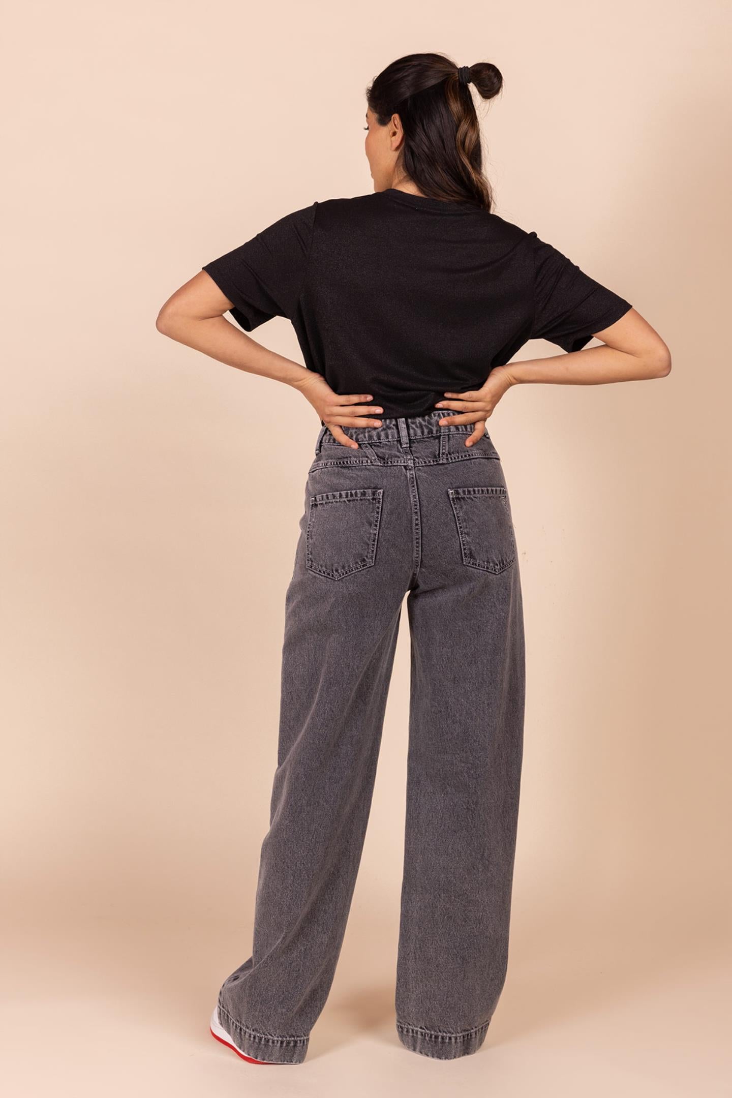 WIJDE BROEK MET DECOUPES (8508)