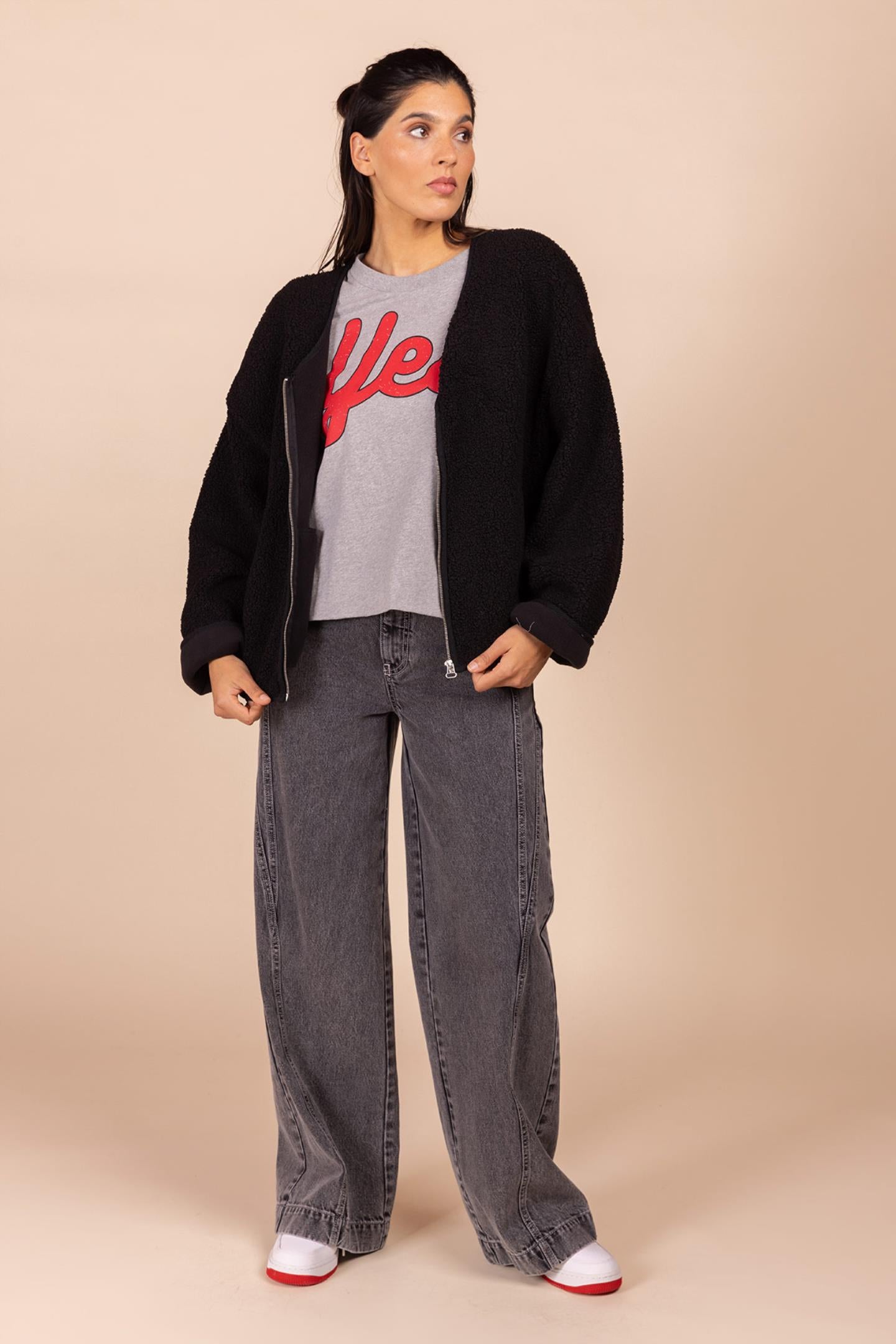 WIJDE BROEK MET DECOUPES (8508)