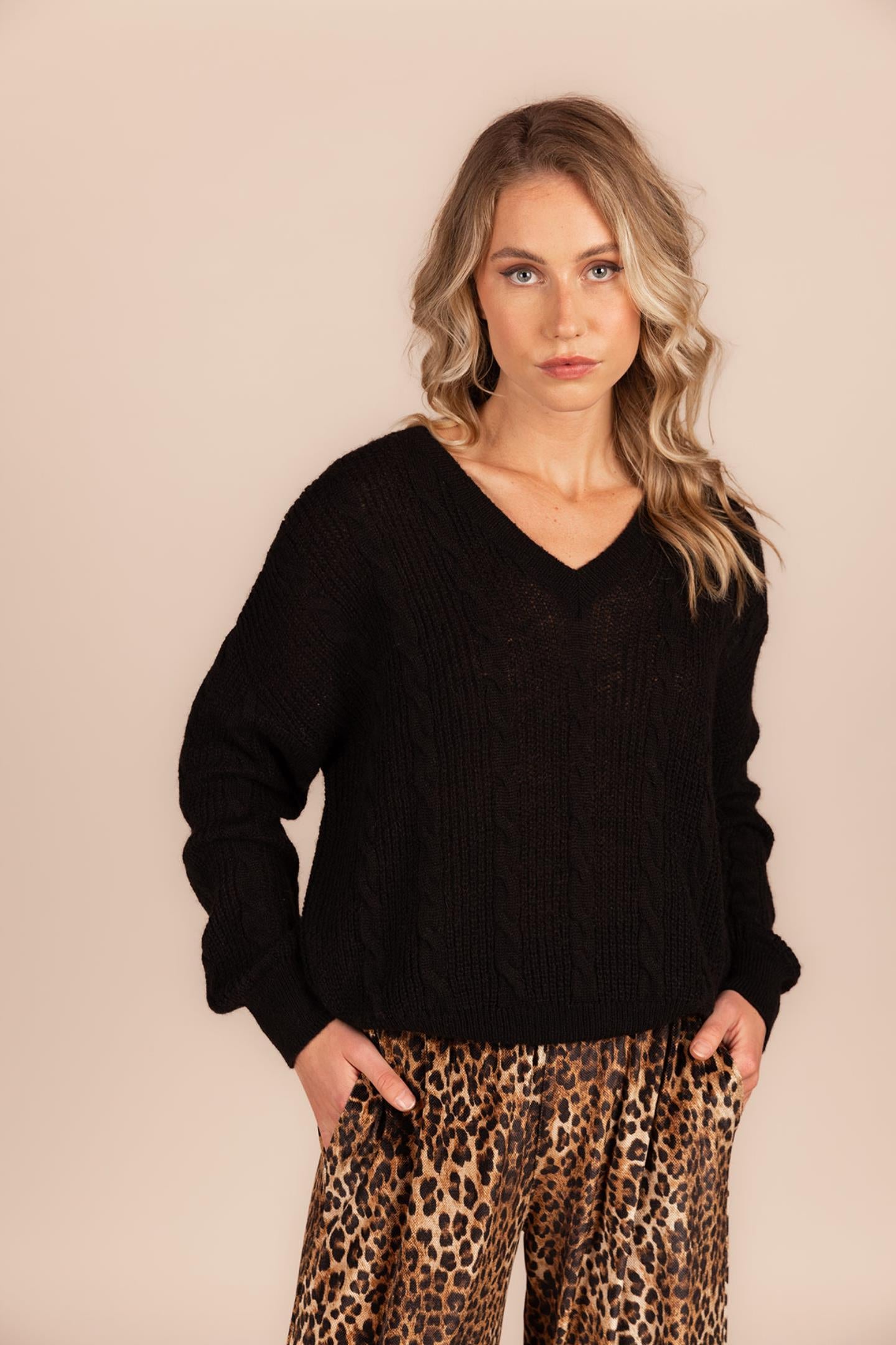 SWEATER MET KABELSTRUCTUUR (8525)