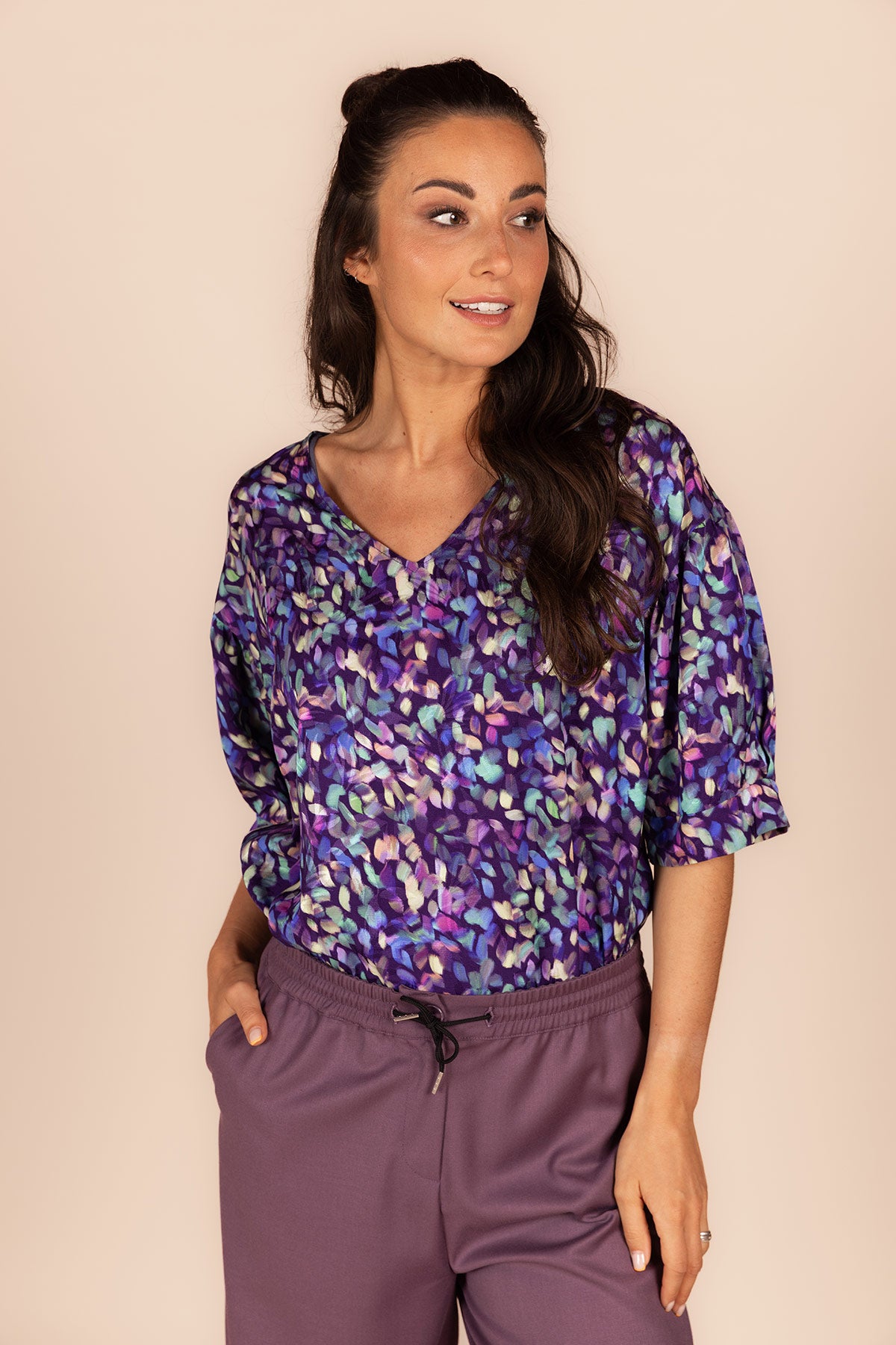 MULTICOLOUR BLOUSE MET V-HALS (8591)