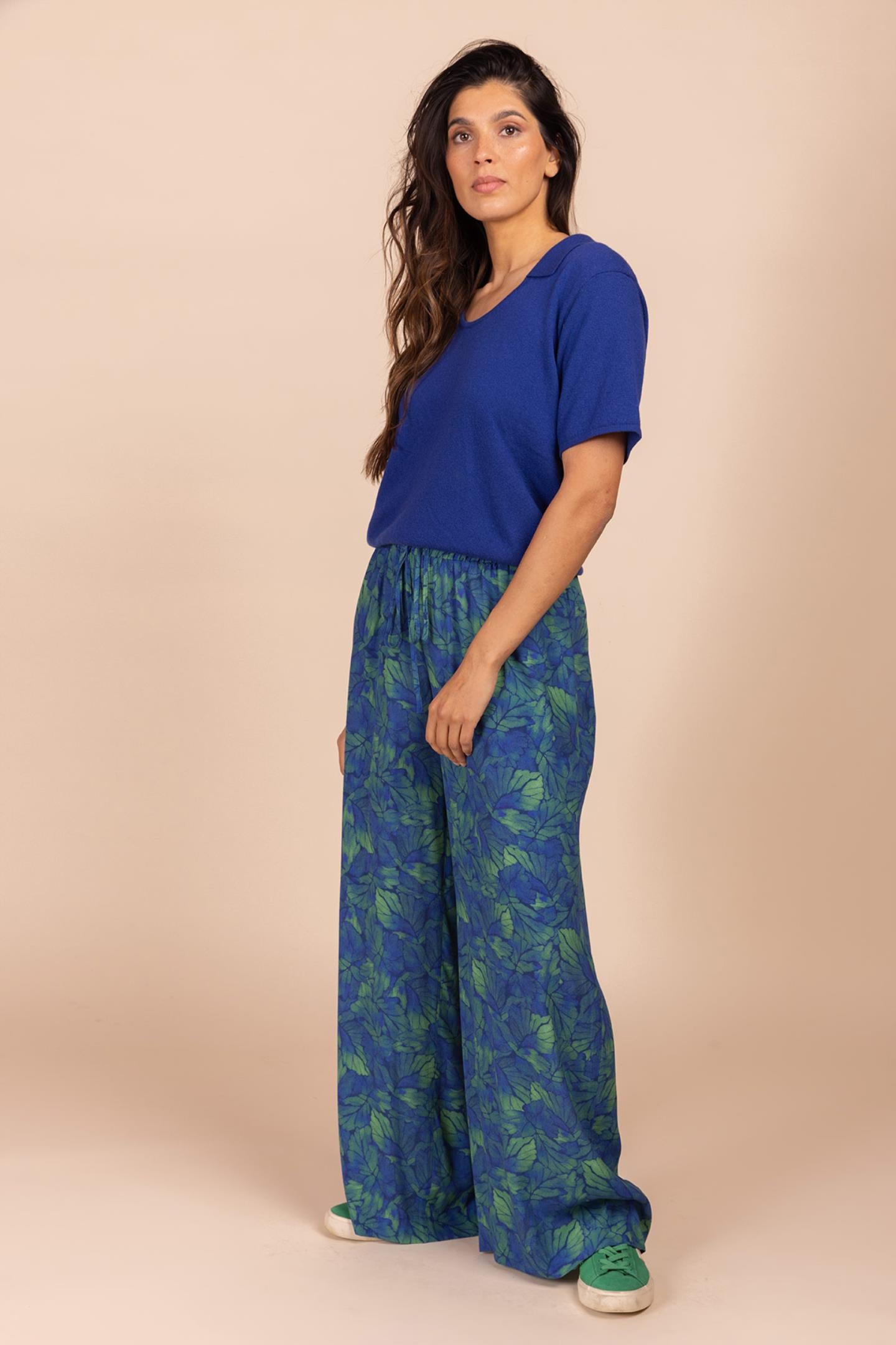 COMFY BROEK MET BOTANISCHE PRINT (8611)