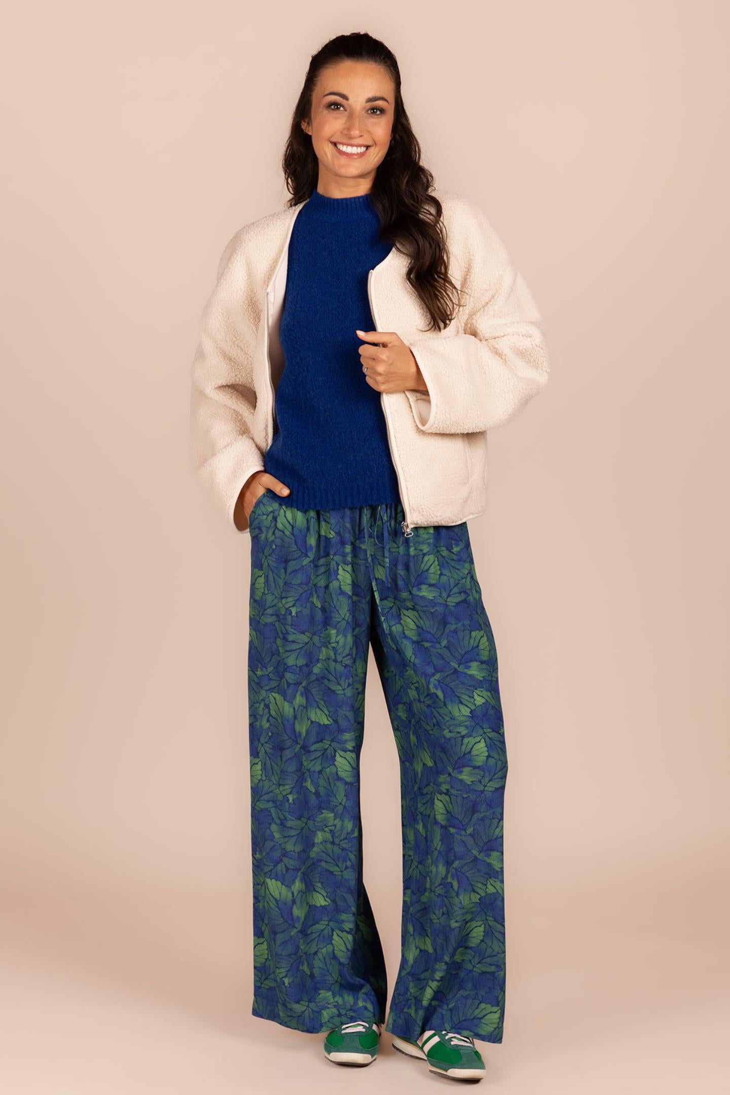 COMFY BROEK MET BOTANISCHE PRINT (8611)