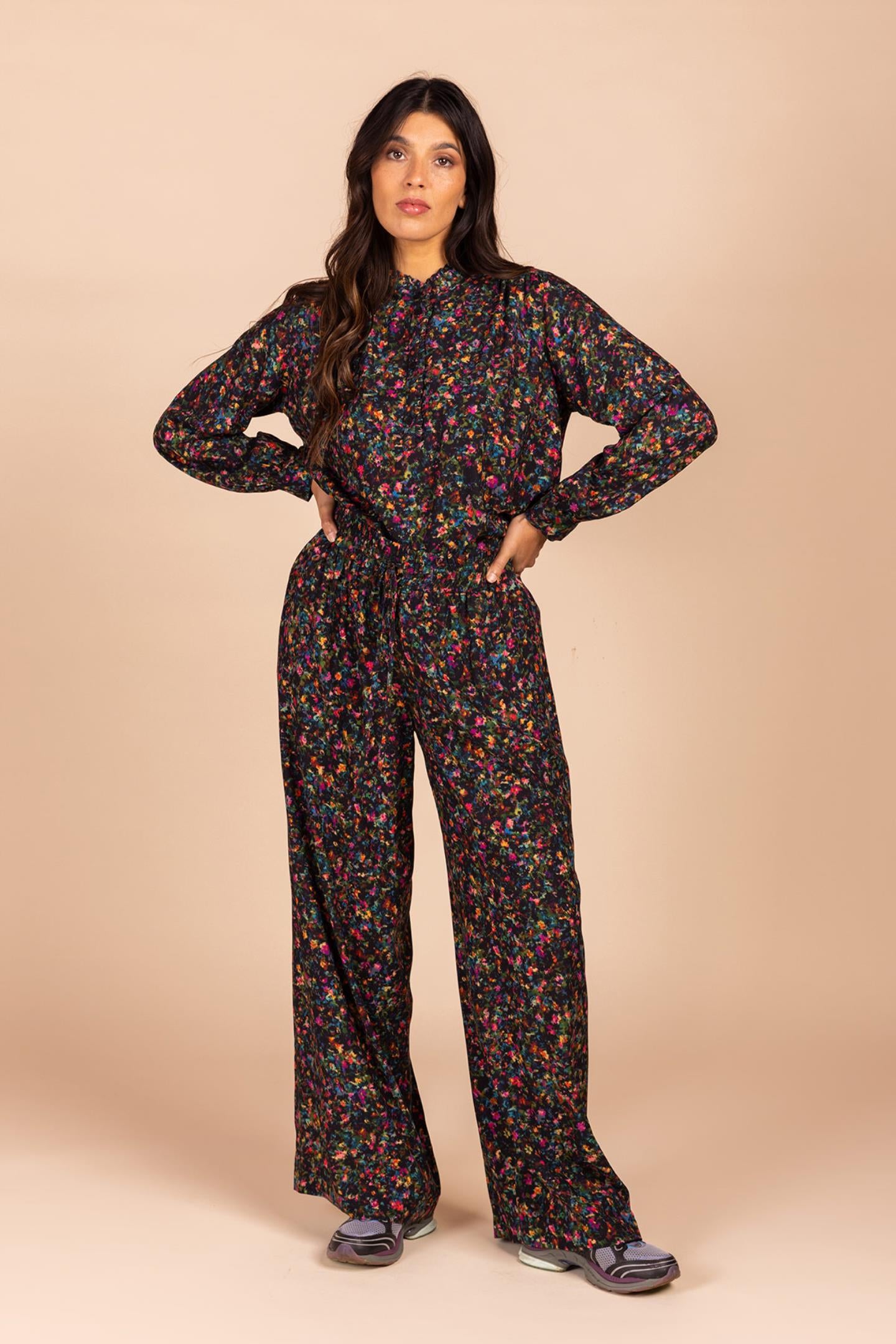 COMFY BROEK MET ABSTRACTE BLOEMENPRINT (8612)