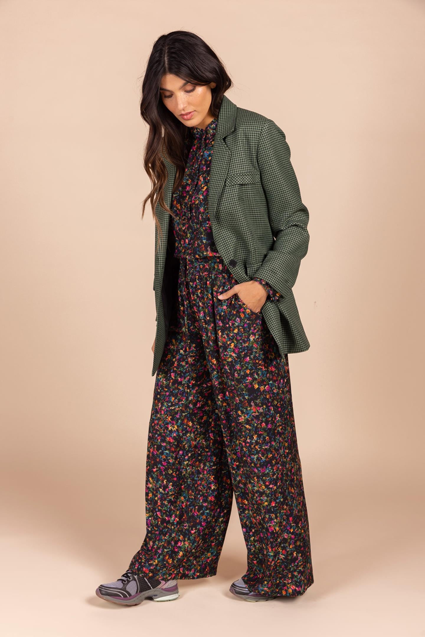 COMFY BROEK MET ABSTRACTE BLOEMENPRINT (8612)