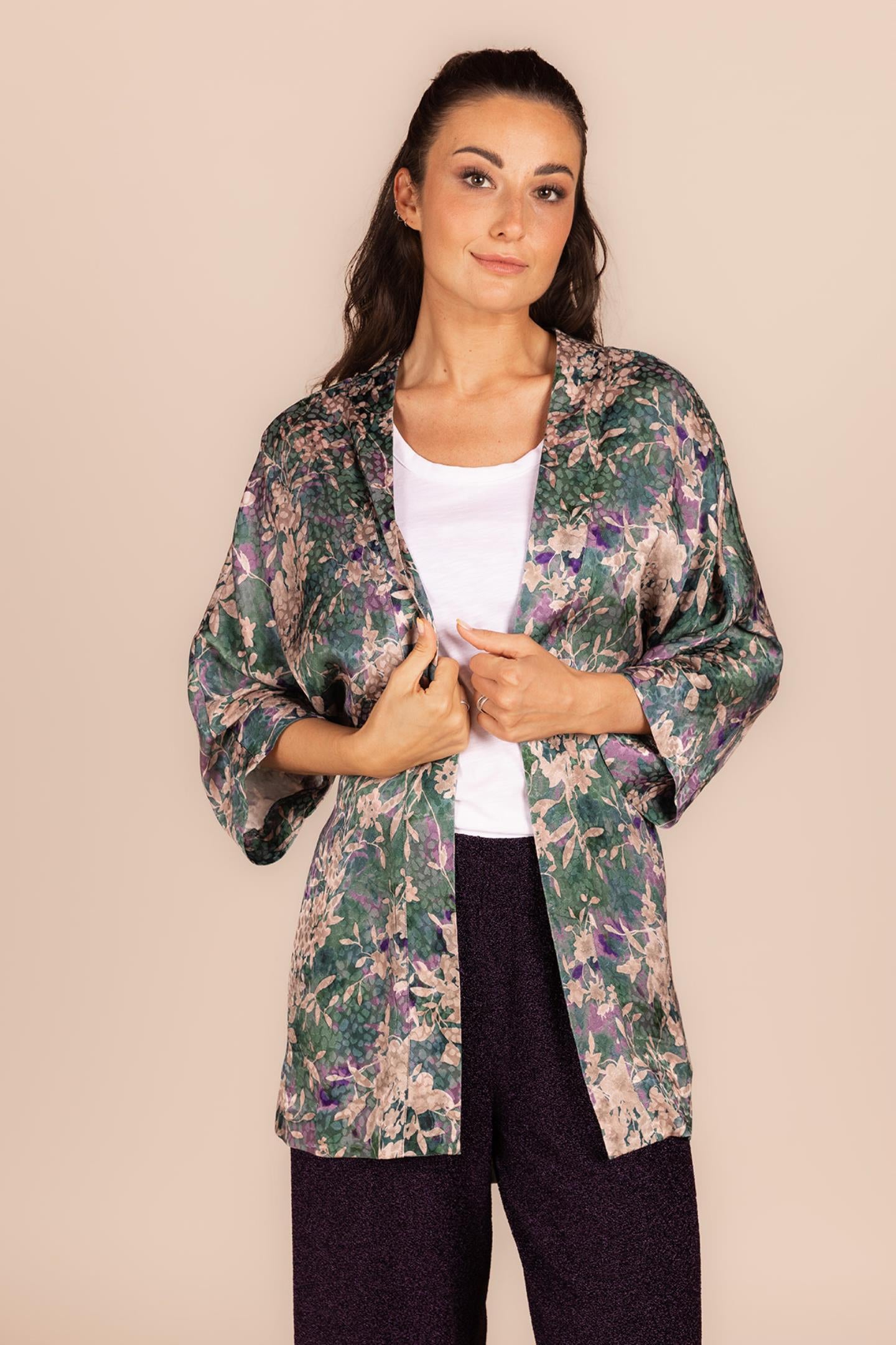 LUCHTIGE KIMONO IN JACQUARD (8635)