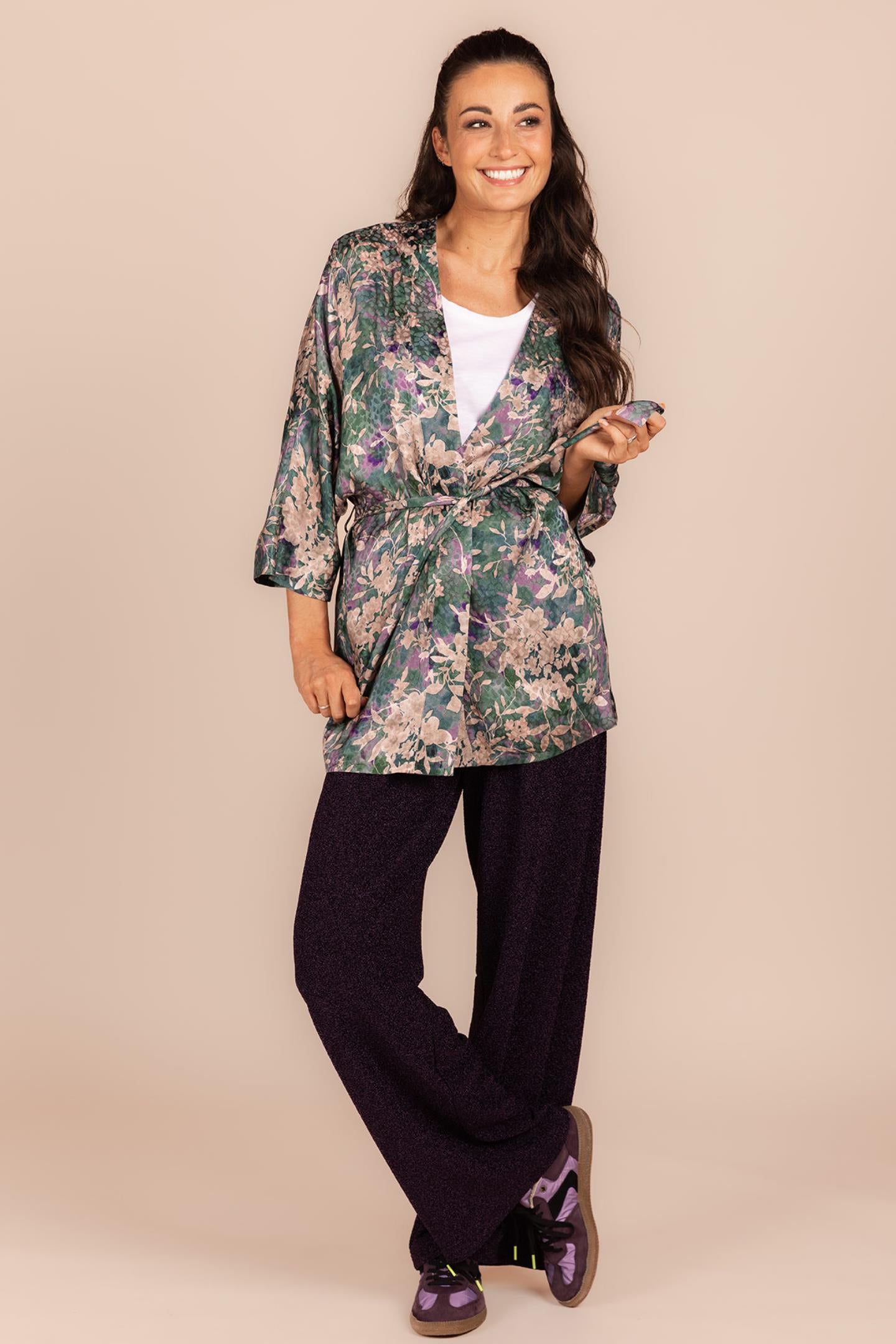 LUCHTIGE KIMONO IN JACQUARD (8635)