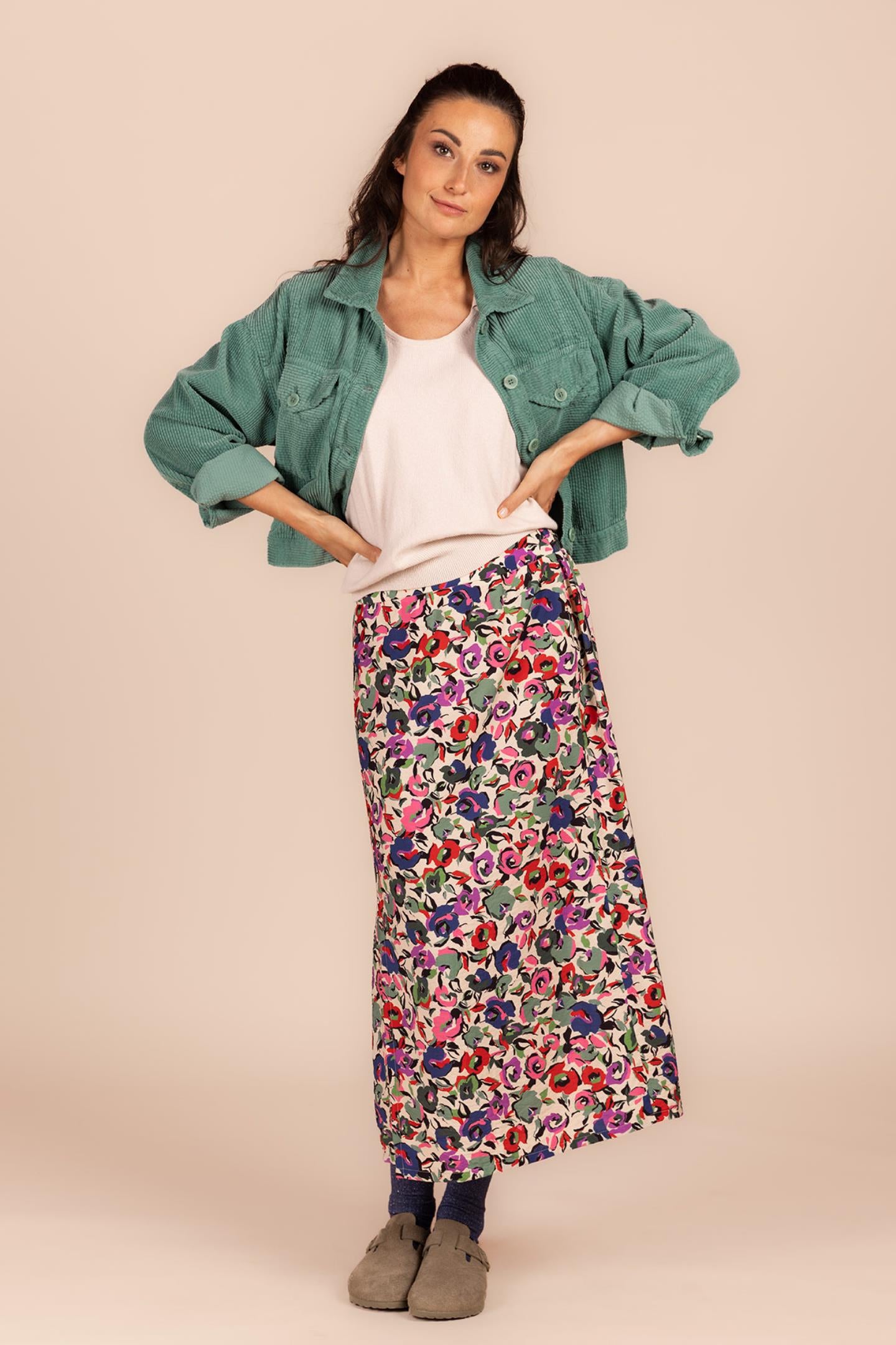 MIDI ROK MET ZIJWAARTSE SPLIT (8641)