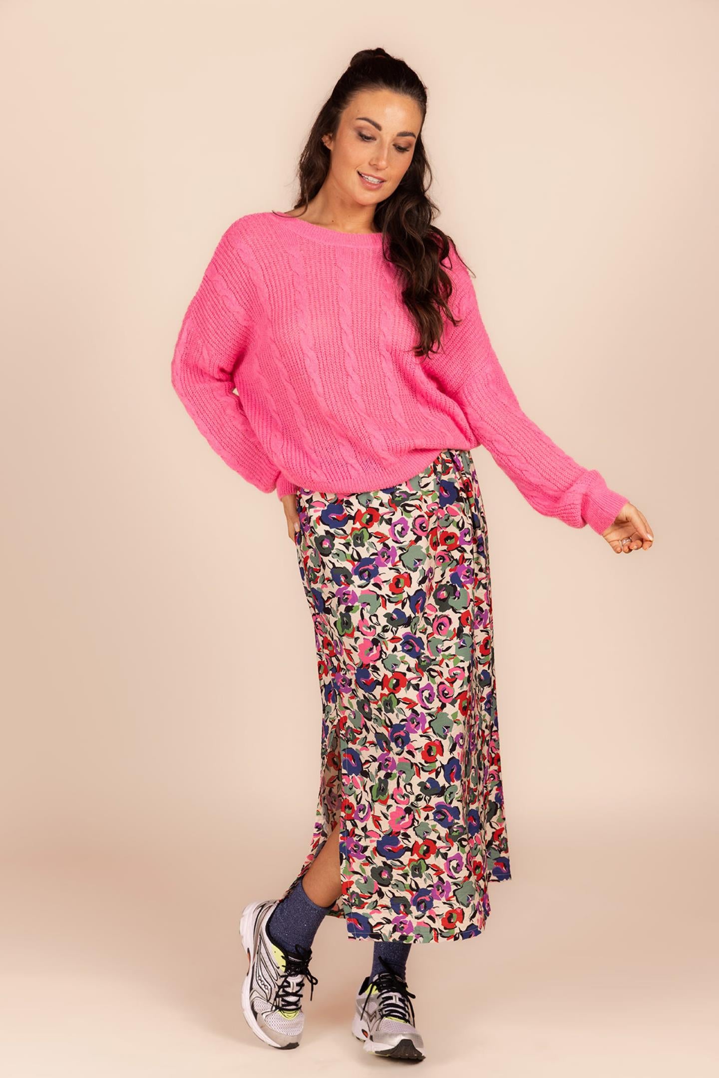 MIDI ROK MET ZIJWAARTSE SPLIT (8641)