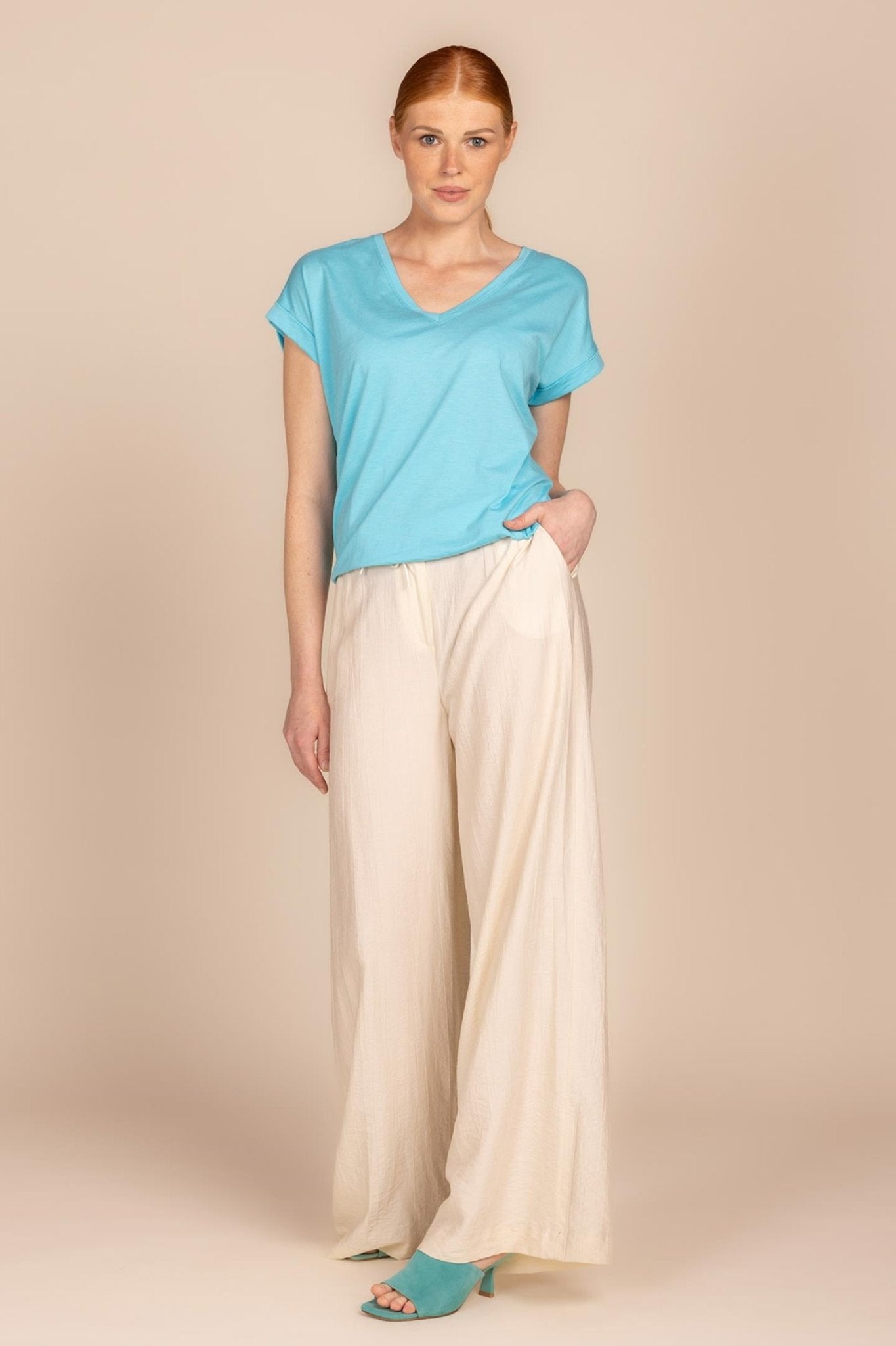 BROEK IN MOOIE STOF MET RELIEF (9078) - Four Roses