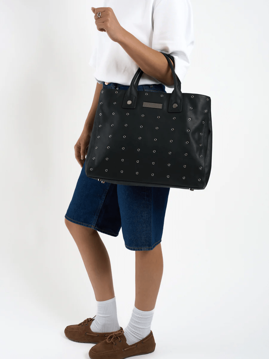 CLIO - EYELETS (BLACK SILVER) - Four Roses