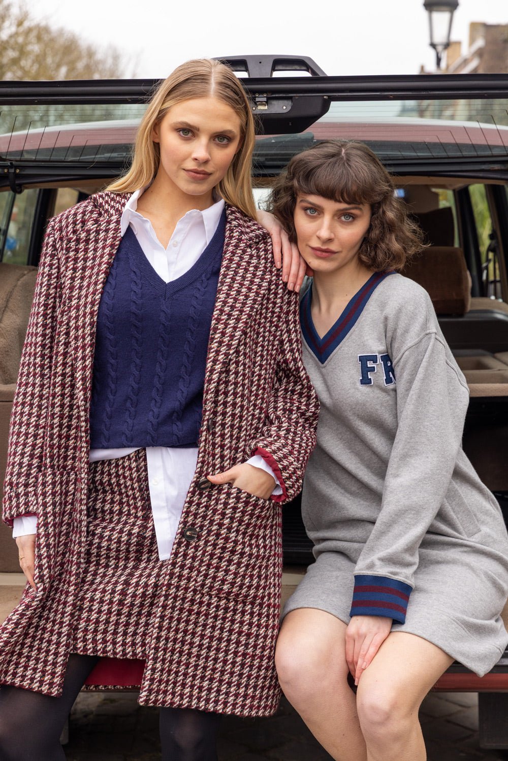 COLLEGE MINI ROK (C8665) - Four Roses