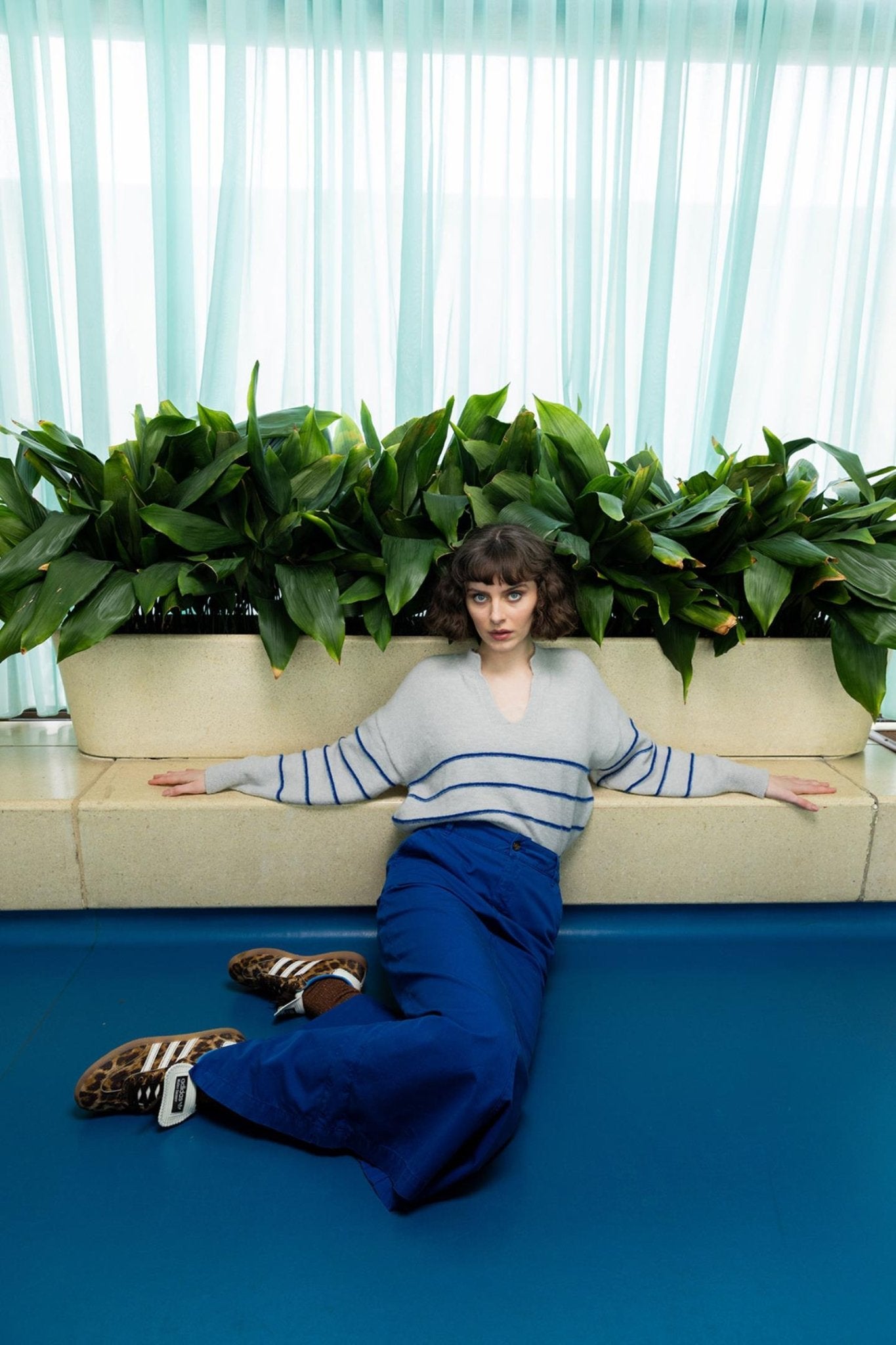 GESTREEPTE SWEATER MET V - HALS (8565) - Four Roses