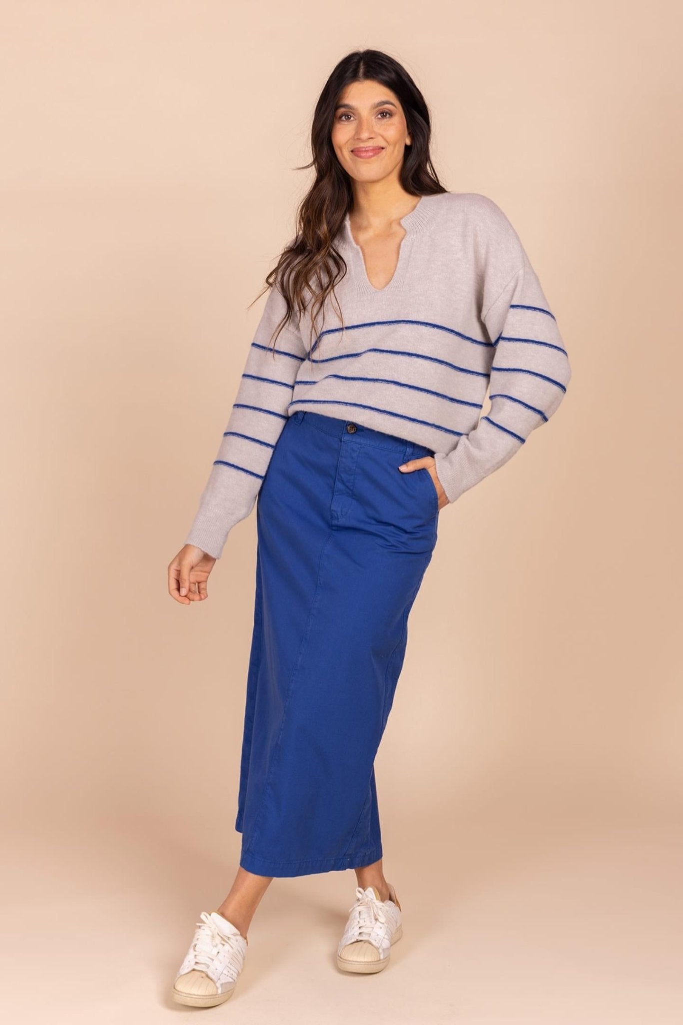 GESTREEPTE SWEATER MET V - HALS (8565) - Four Roses