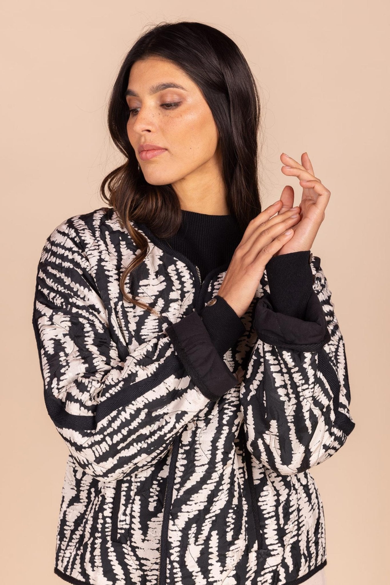 GEWATTEERDE JAS BICOLOR (8542) - Four Roses