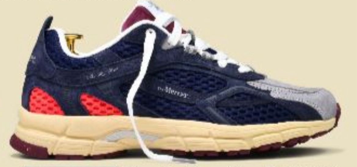 MERCER - Re - Run Suede 2000 - Four Roses