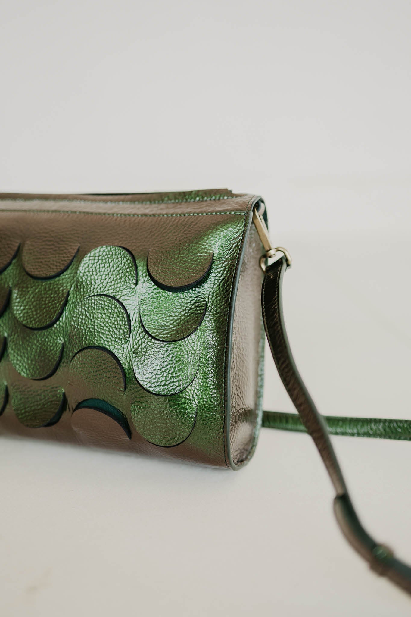 MIEKE DIERCKX - SCALES - Four Roses