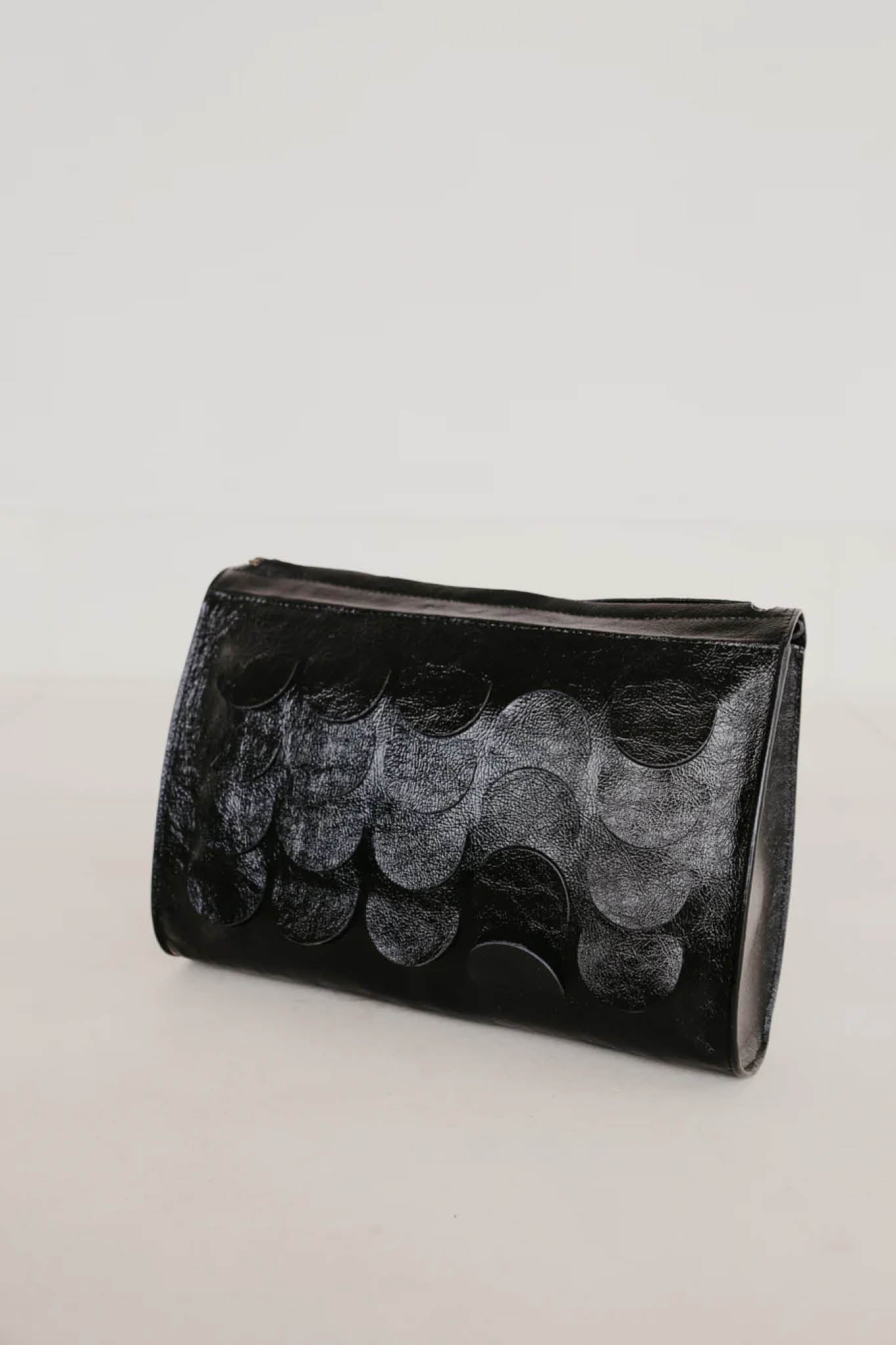 MIEKE DIERCKX - SCALES - Four Roses