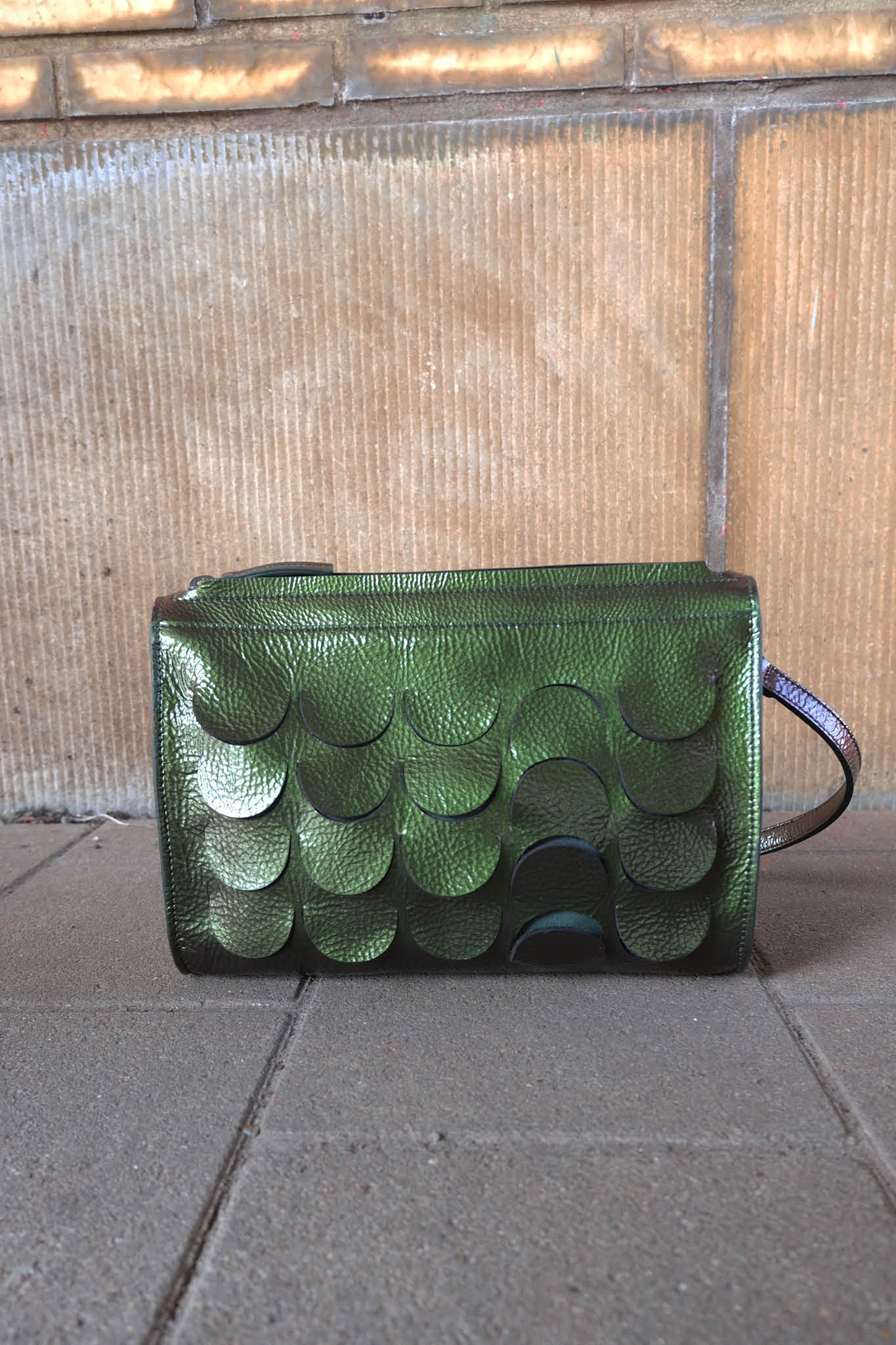 MIEKE DIERCKX - SCALES - Four Roses