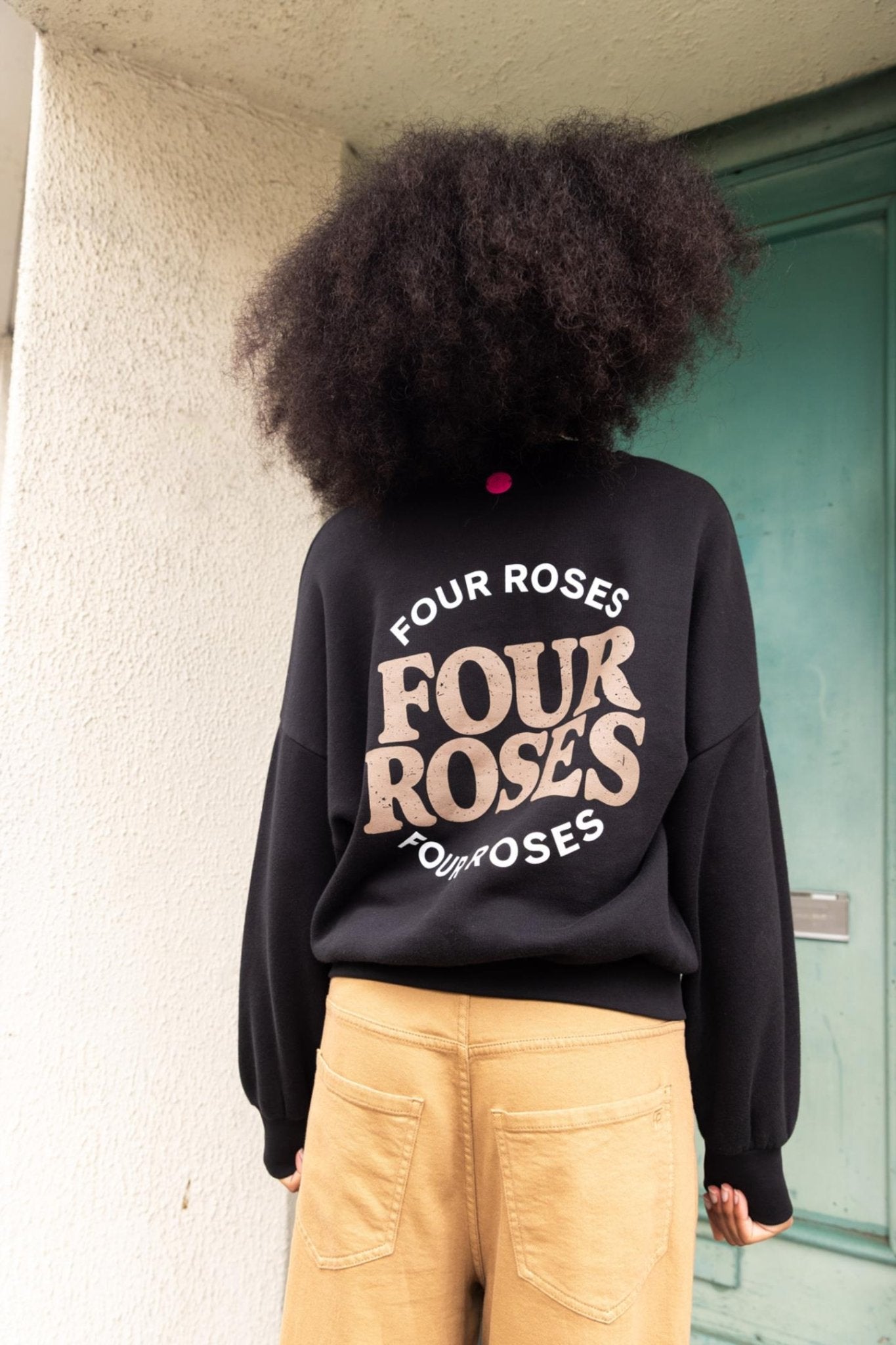 STATEMENT SWEATER IN MOLLETON (9565) - Four Roses