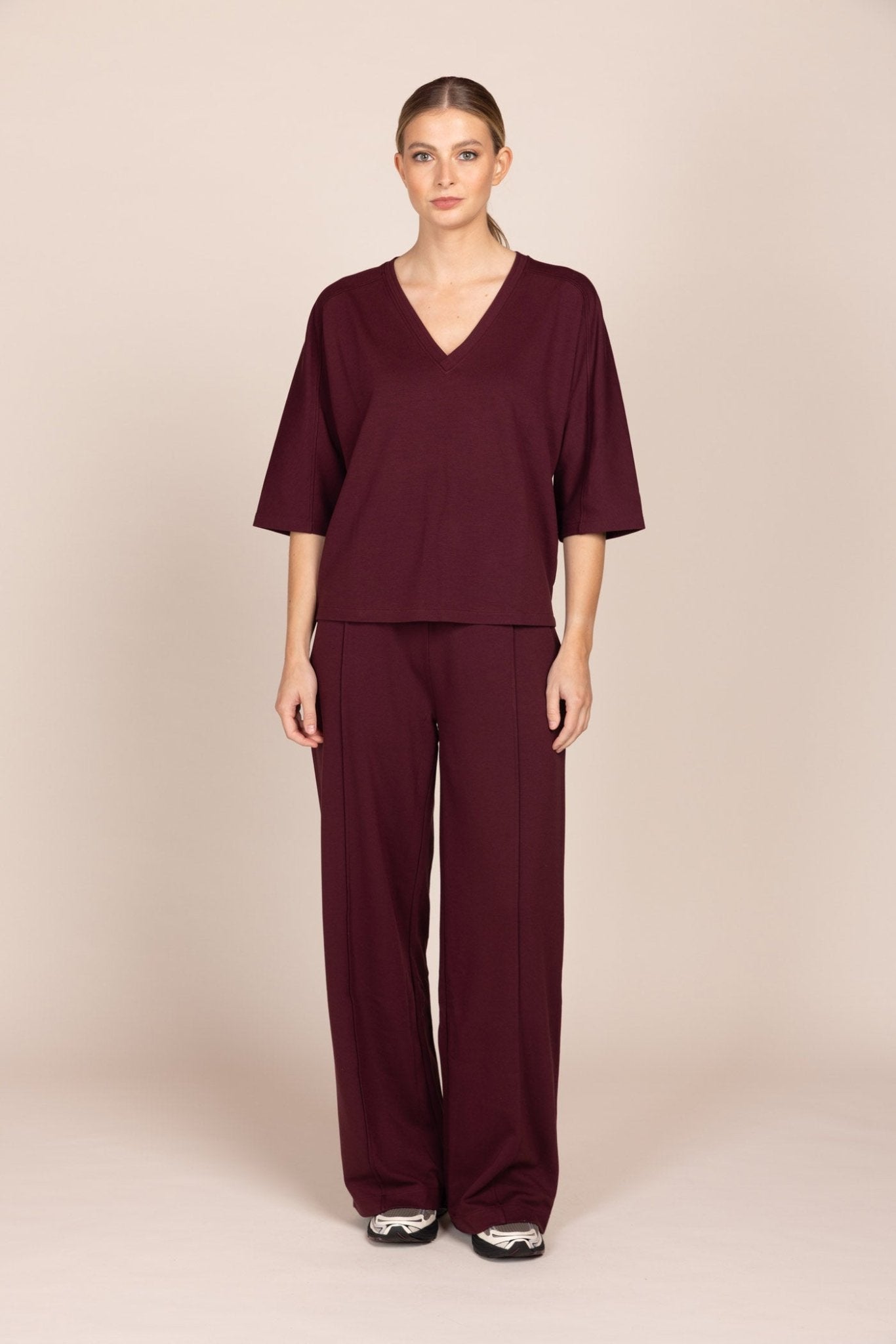 SWEATER IN PUNTO MILANO MET V - HALS (8533) - Four Roses