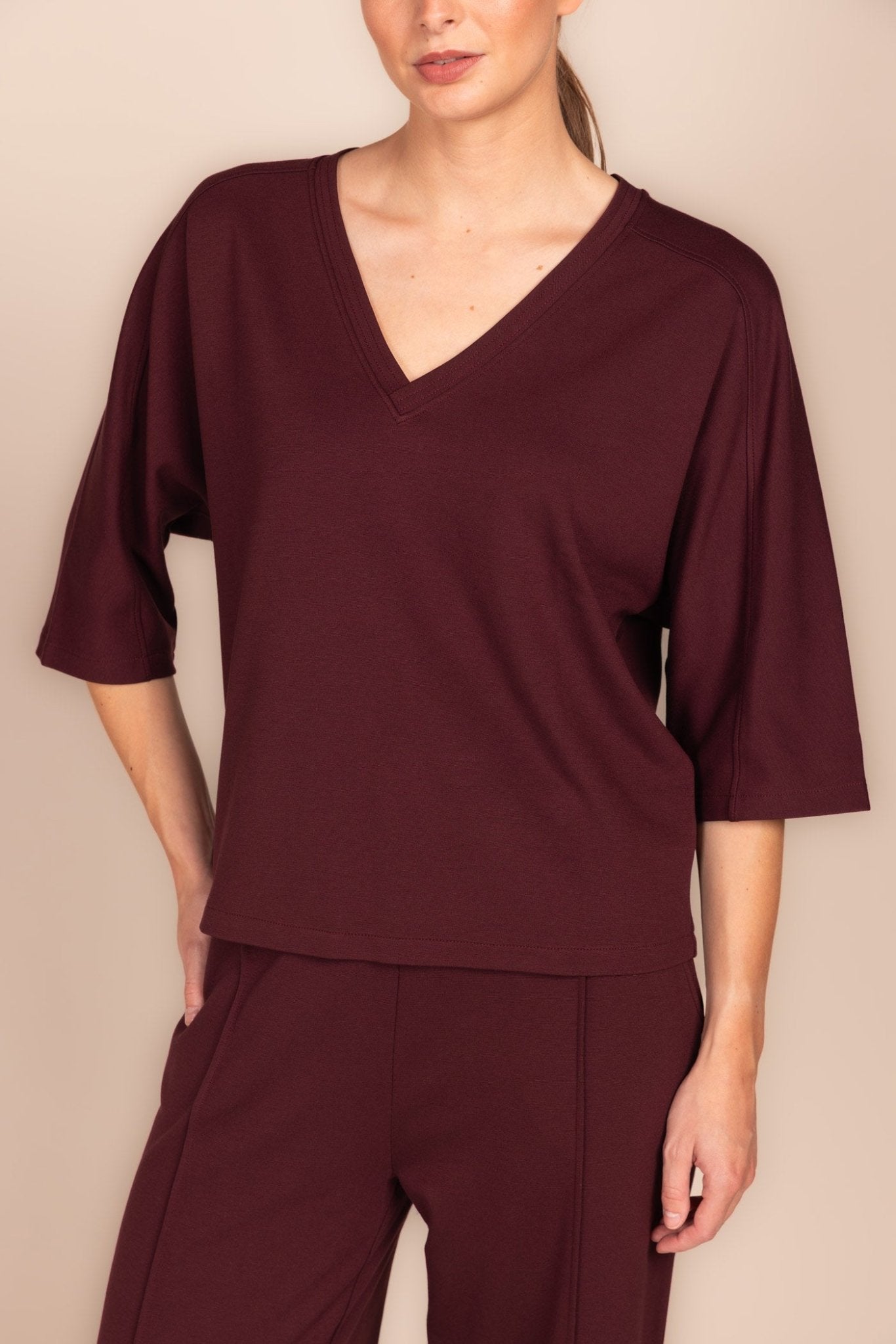 SWEATER IN PUNTO MILANO MET V - HALS (8533) - Four Roses