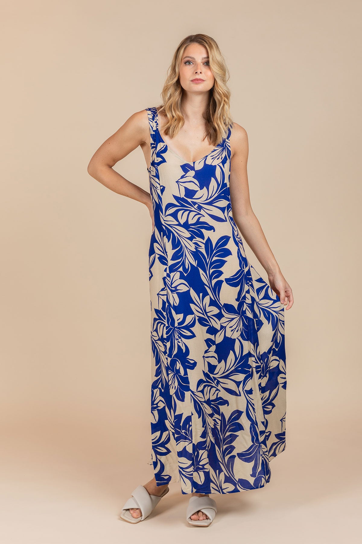 KLEED MET BLAUWE BLOEMENPRINT (8124)