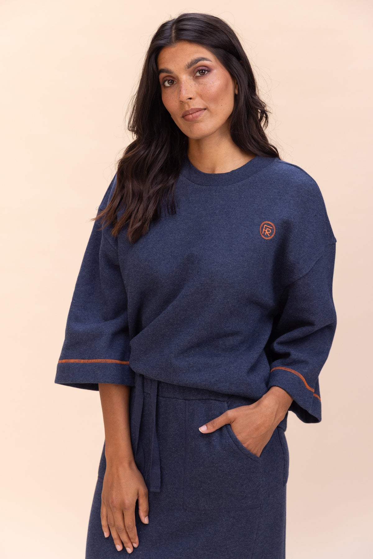 SPORTIEVE NAVY MIDI-ROK IN MOLLETON (9555)