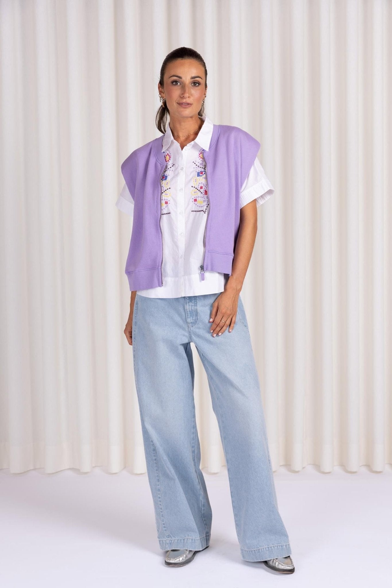 BLOUSE MET BRODERIE (9043) - Four Roses