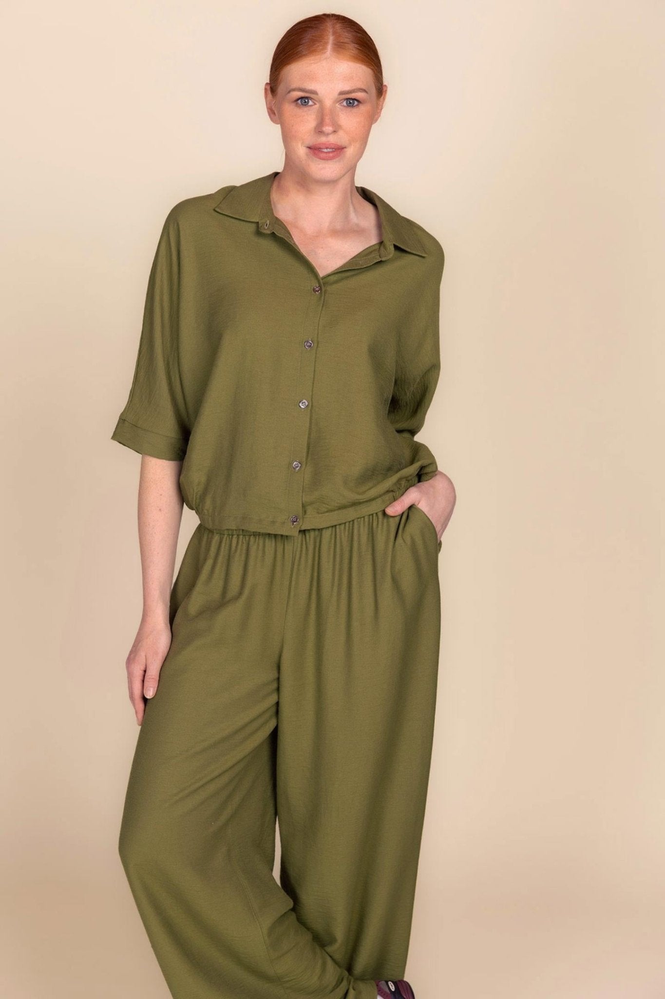 BLOUSE WITH ELASTIC AT THE WAIST (9135) - Four Roses