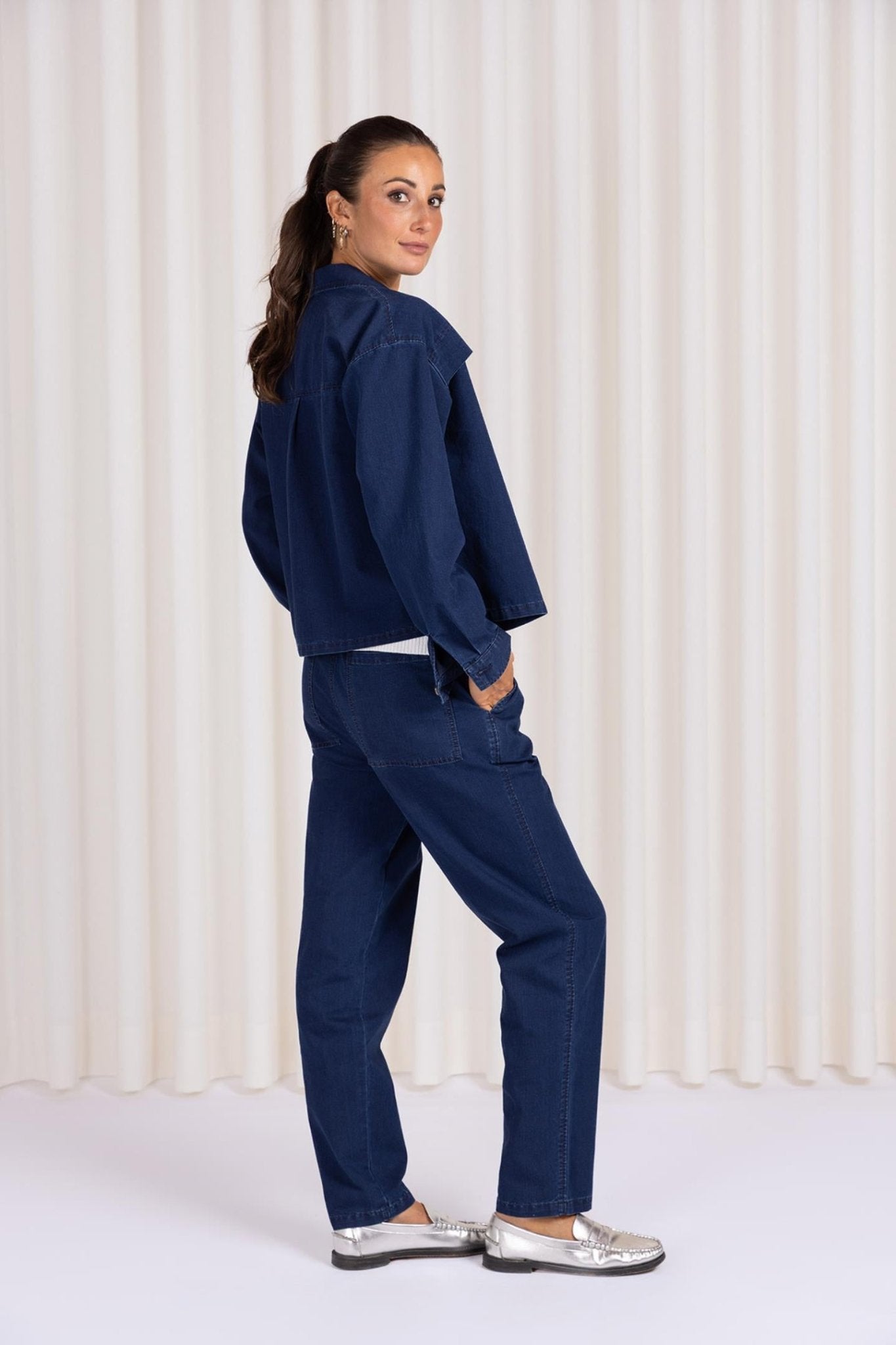 CHEMISE BOUTONNÉE EN DENIM BLEU (9148) - Four Roses