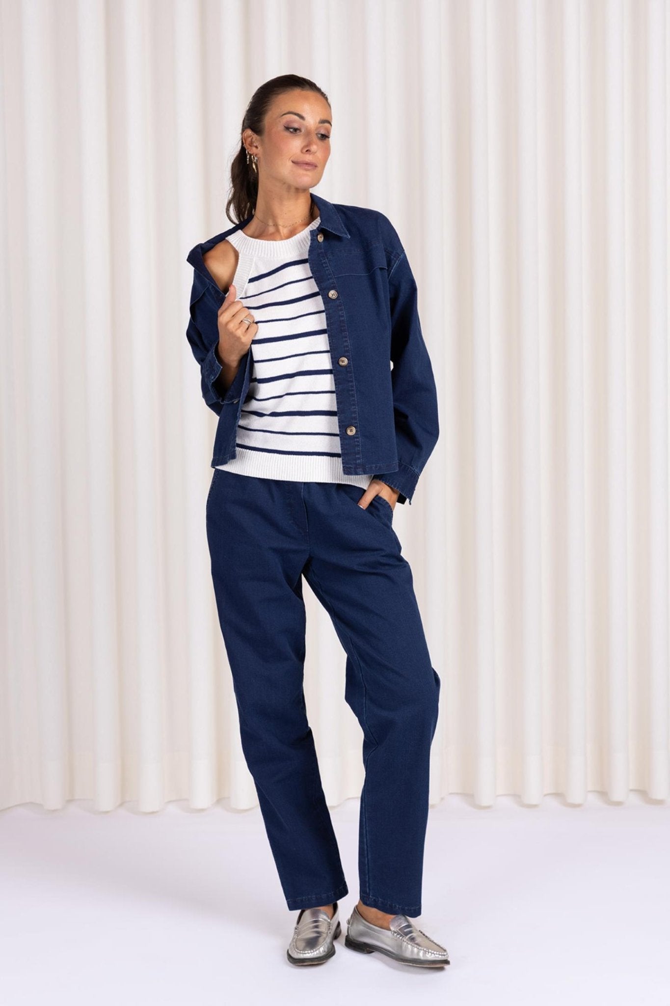 DOORKNOOPHEMD IN BLAUWE DENIM (9148) - Four Roses