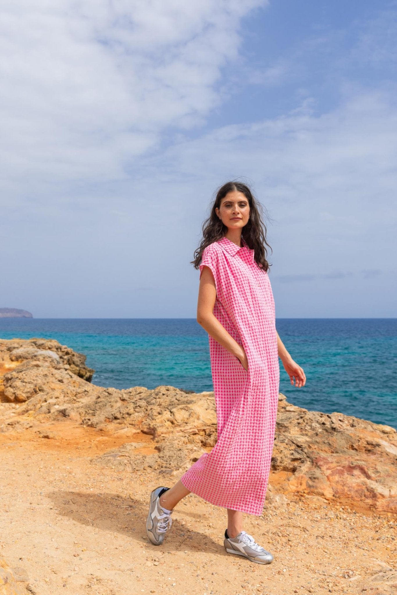 BUTTON-UP DRESS WITH CHECKED PATTERN (C9105) - Four Roses