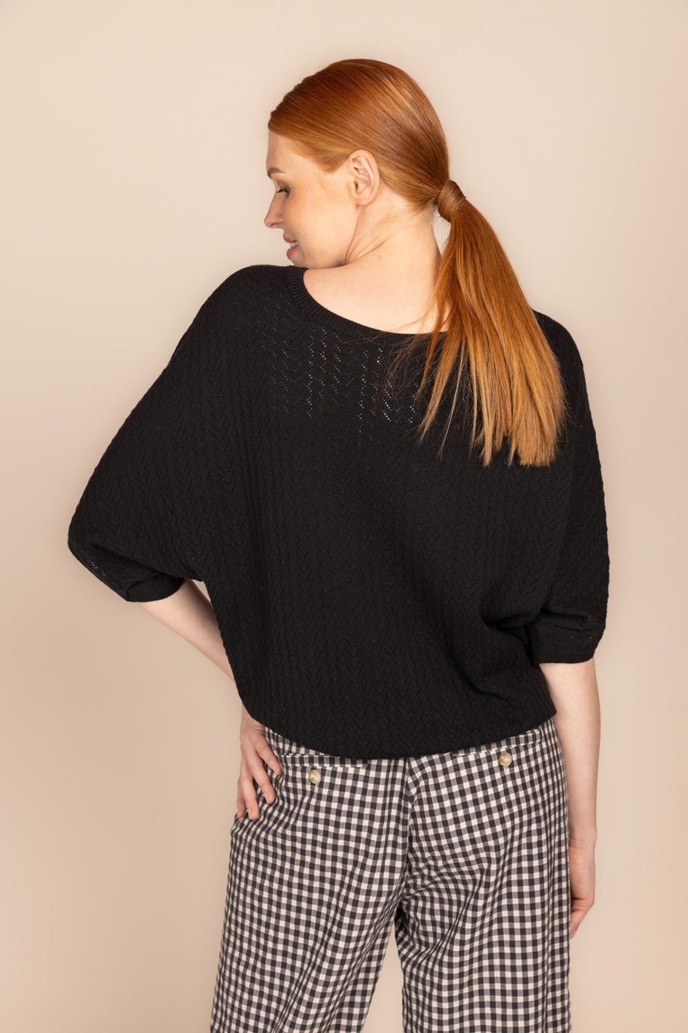 FIJNE KATOENEN SWEATER MET BOOTHALS (9020) - Four Roses