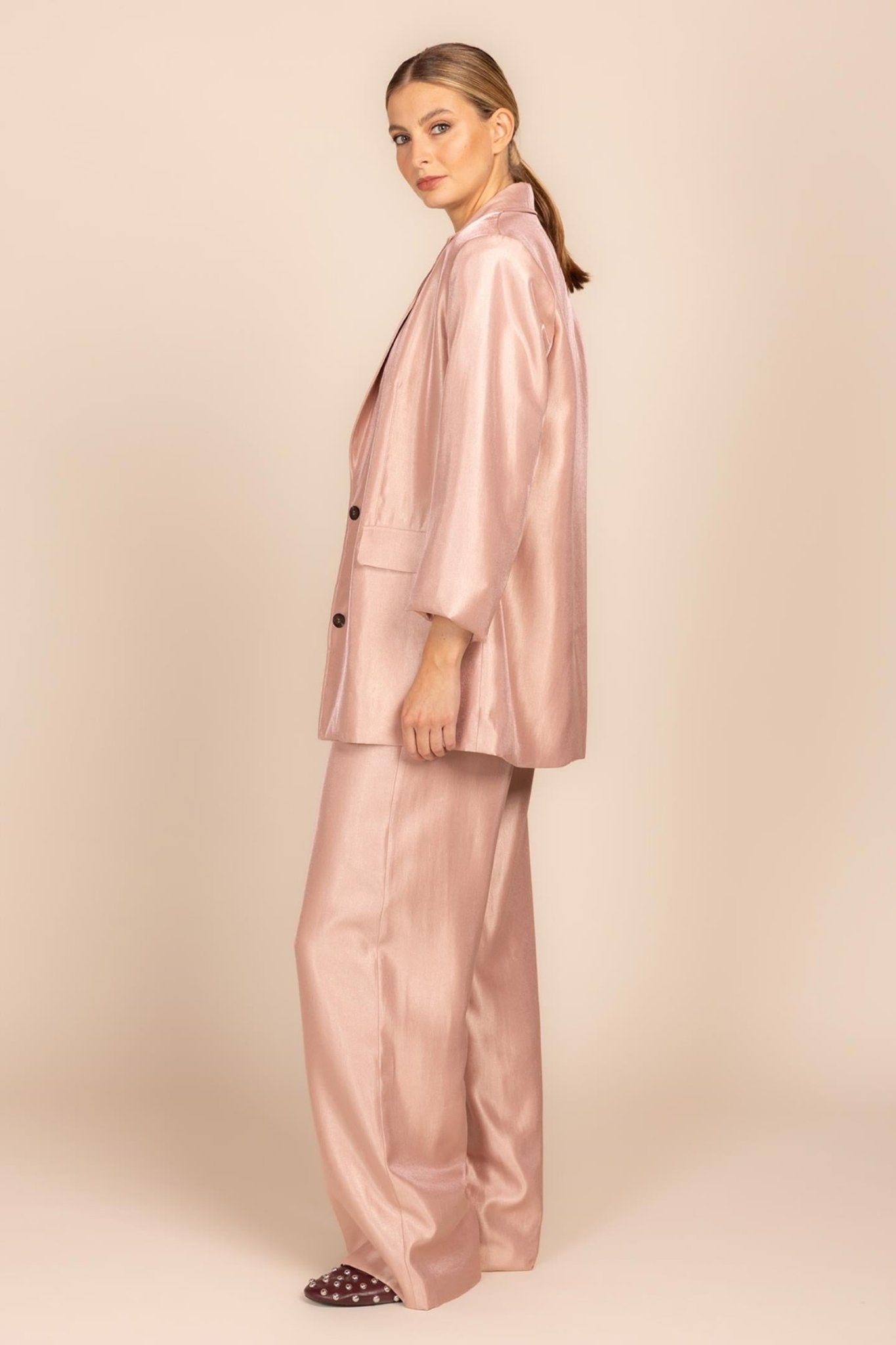 GEKLEDE BROEK MET GLANS (9072) - Four Roses