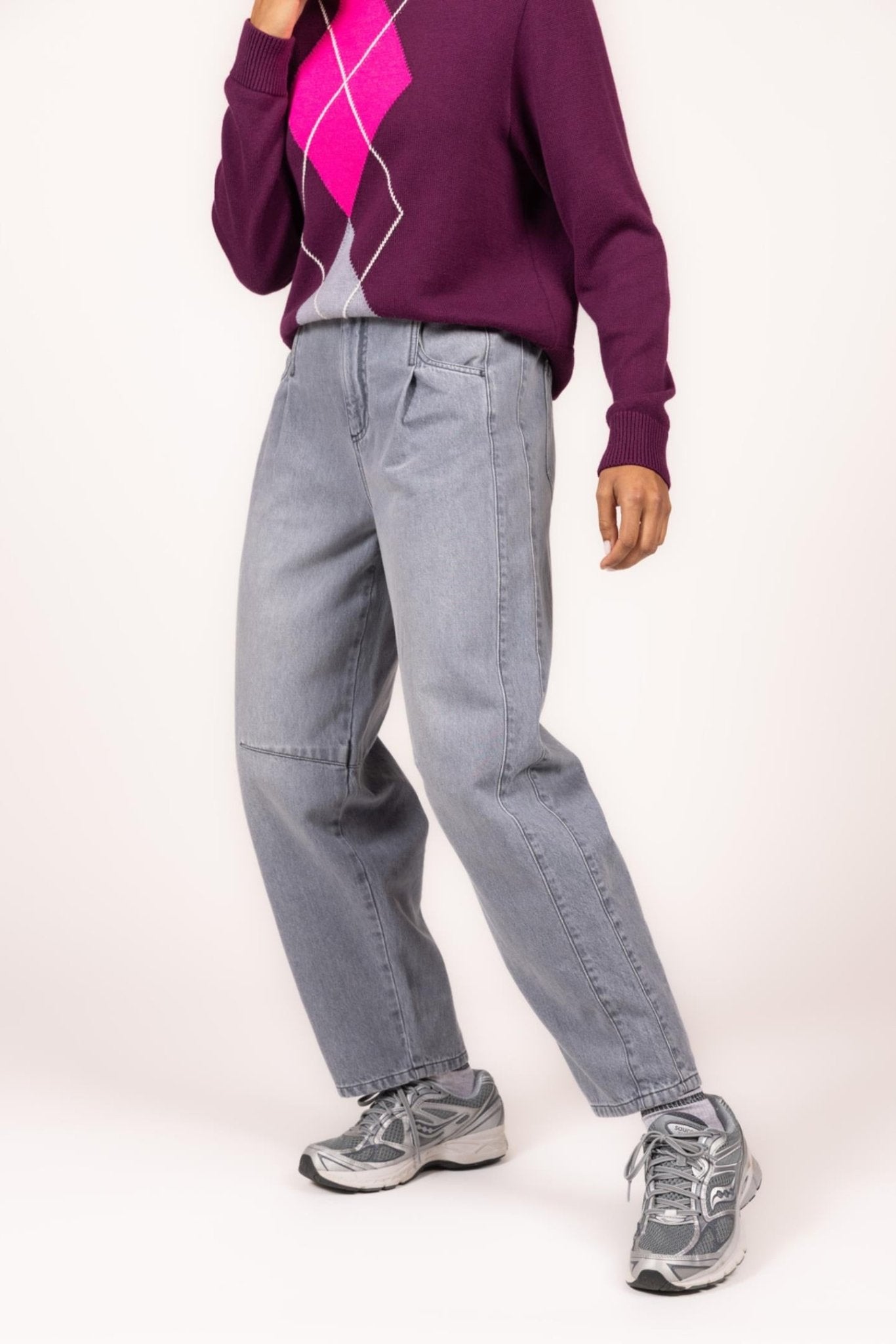 GRIJZE JEANS MET BARRELFIT (9504) - Four Roses