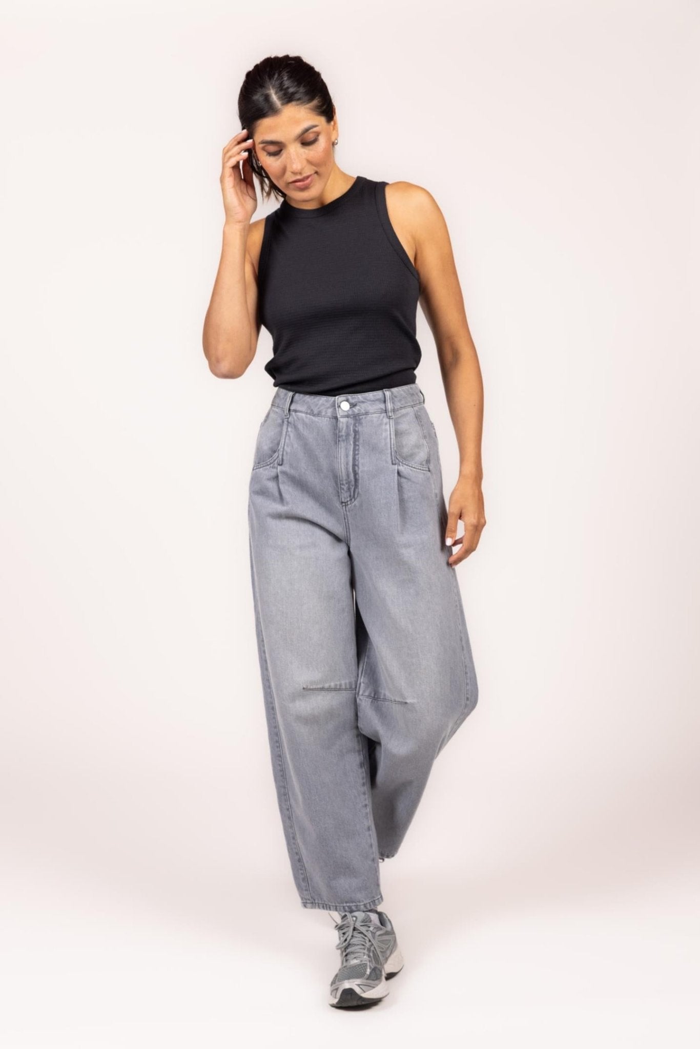 GRIJZE JEANS MET BARRELFIT (9504) - Four Roses