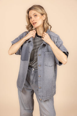 GRIJZE OVERSIZED JEANSVEST (9506) - Four Roses
