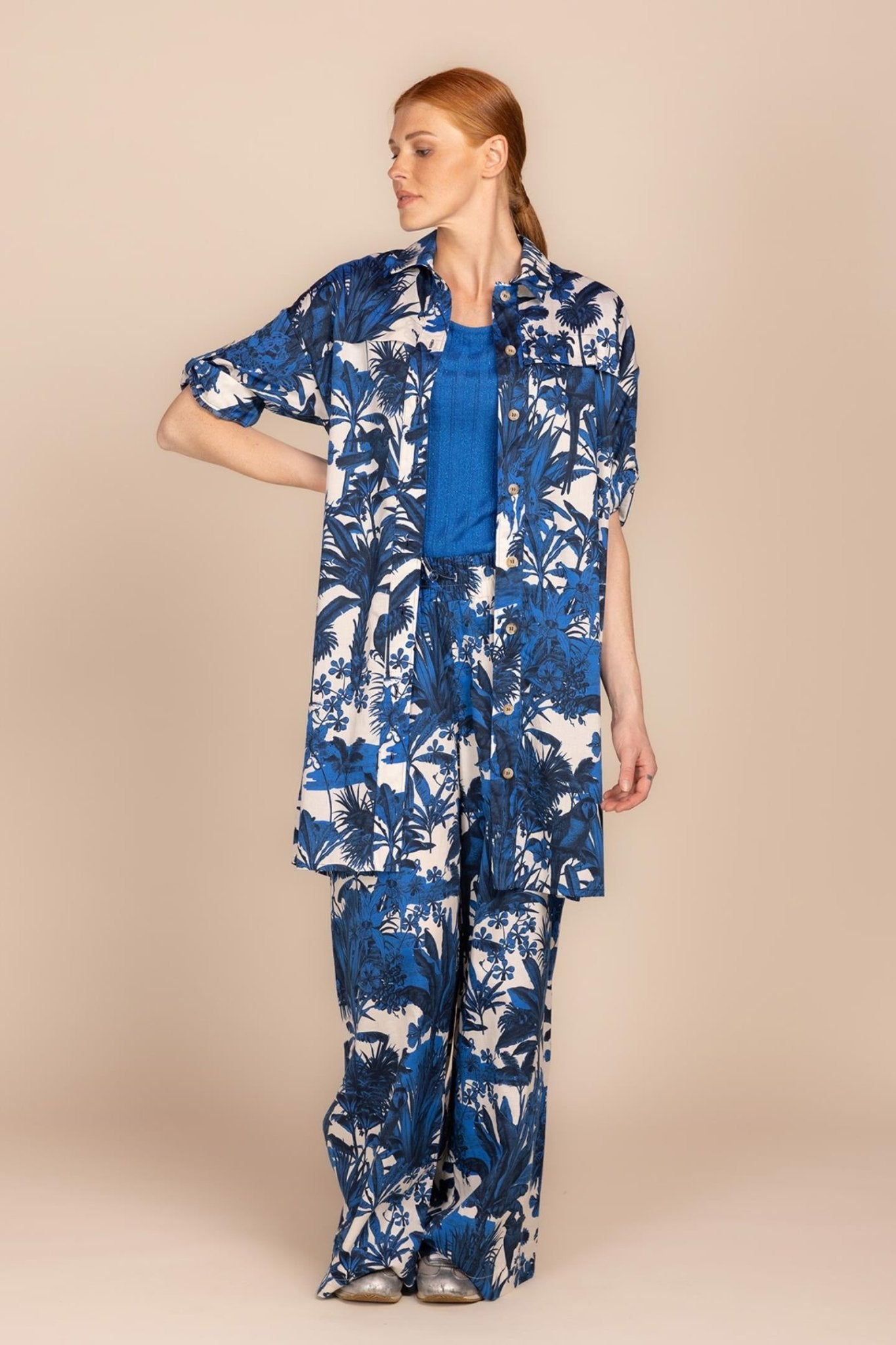 HEMDKLEED MET BOTANISCHE PRINT (9109) - Four Roses