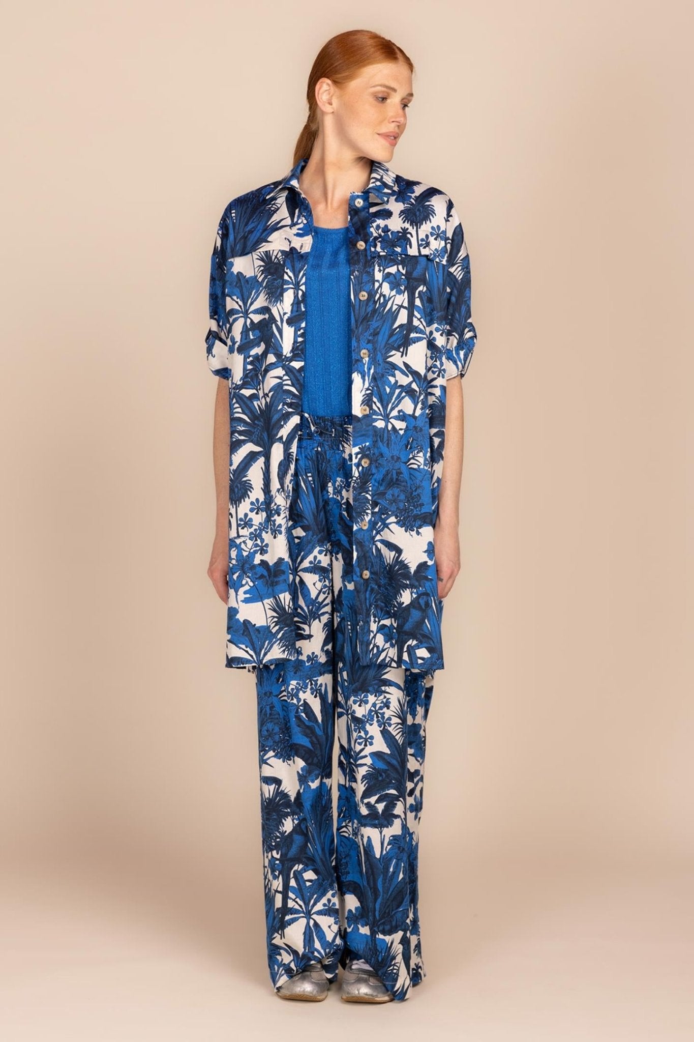 HEMDKLEED MET BOTANISCHE PRINT (9109) - Four Roses