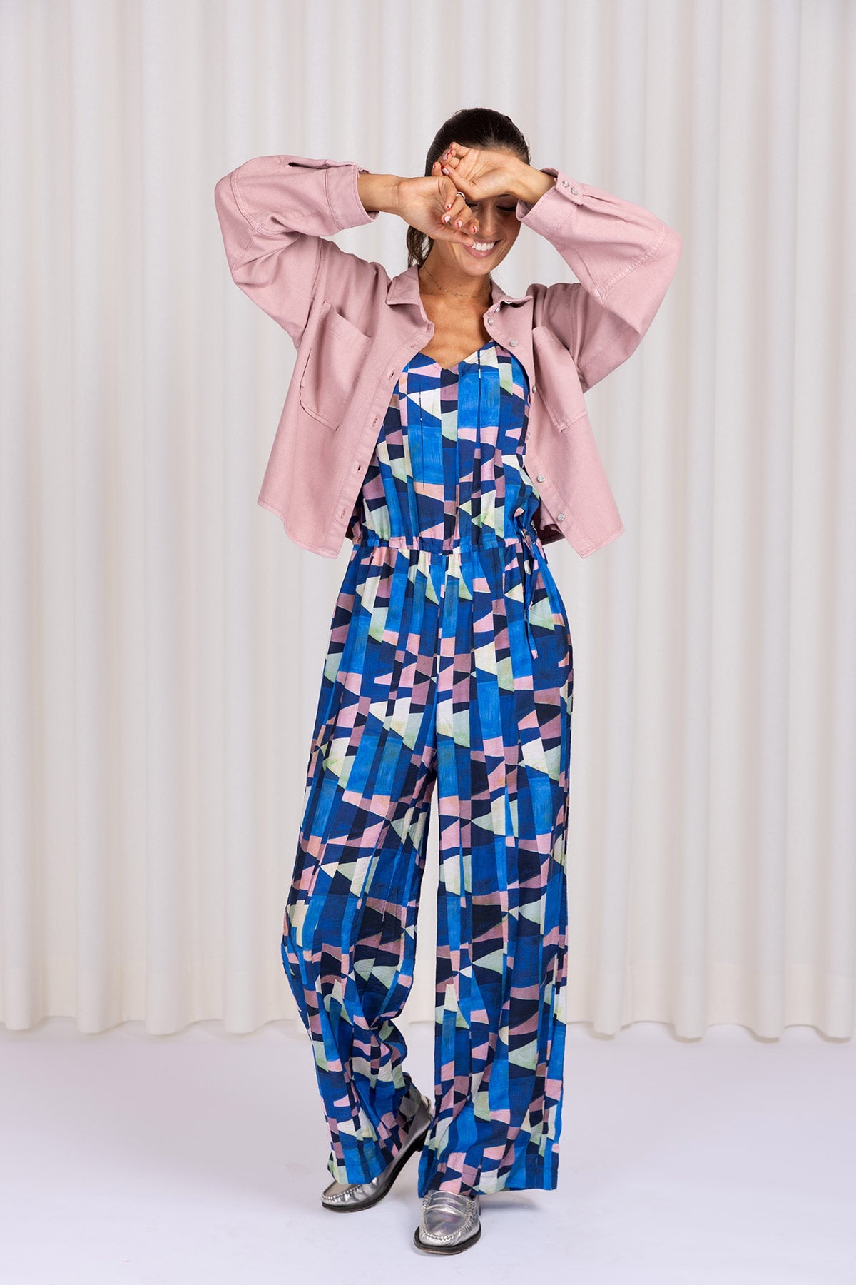 JUMPSUIT IN GEOMETRISCHE PRINT (9091) - Four Roses