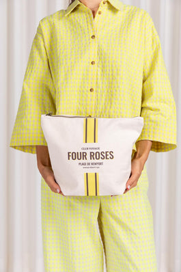 MAKE - UP TAS FOUR ROSES (9158) - Four Roses