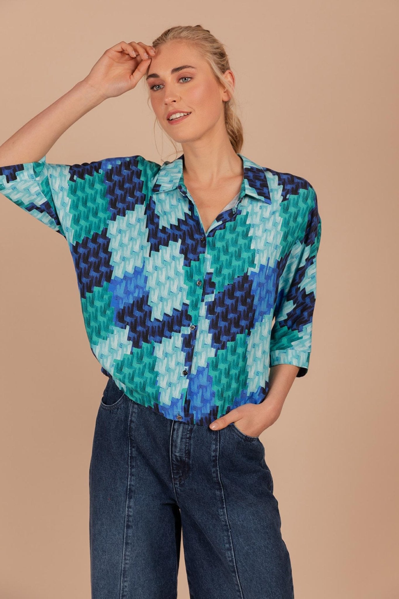 OVERSIZED BLOUSE (7547) - Four Roses