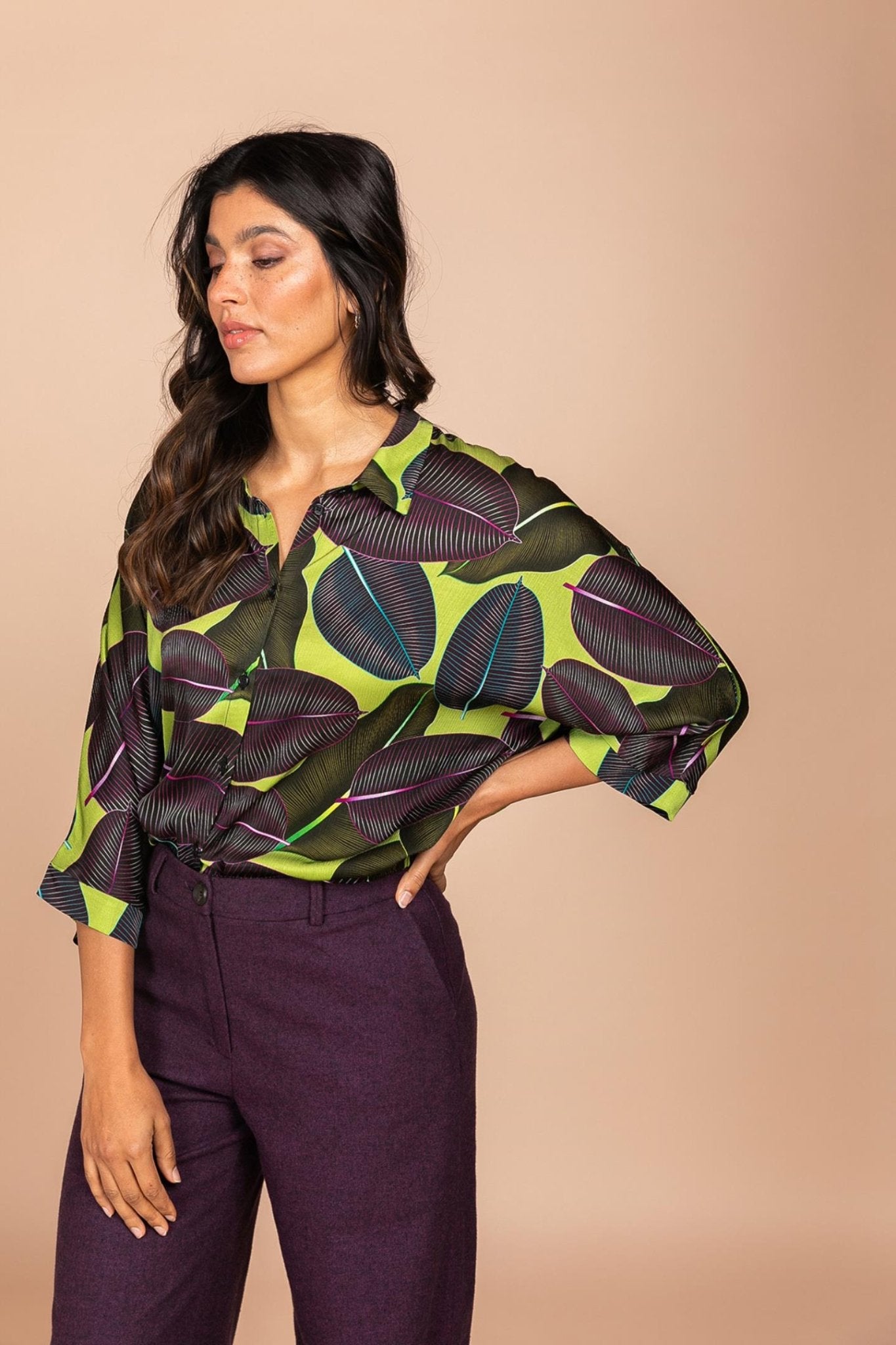 OVERSIZED BLOUSE MET GROTE PRINT (7546) - Four Roses