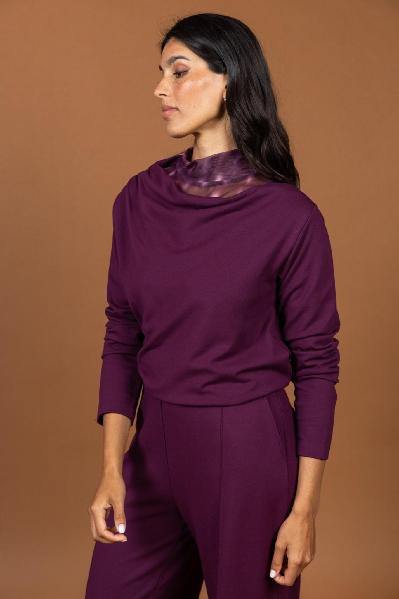 SWEATER MET ASSYMETRISCHE HALS (9539) - Four Roses