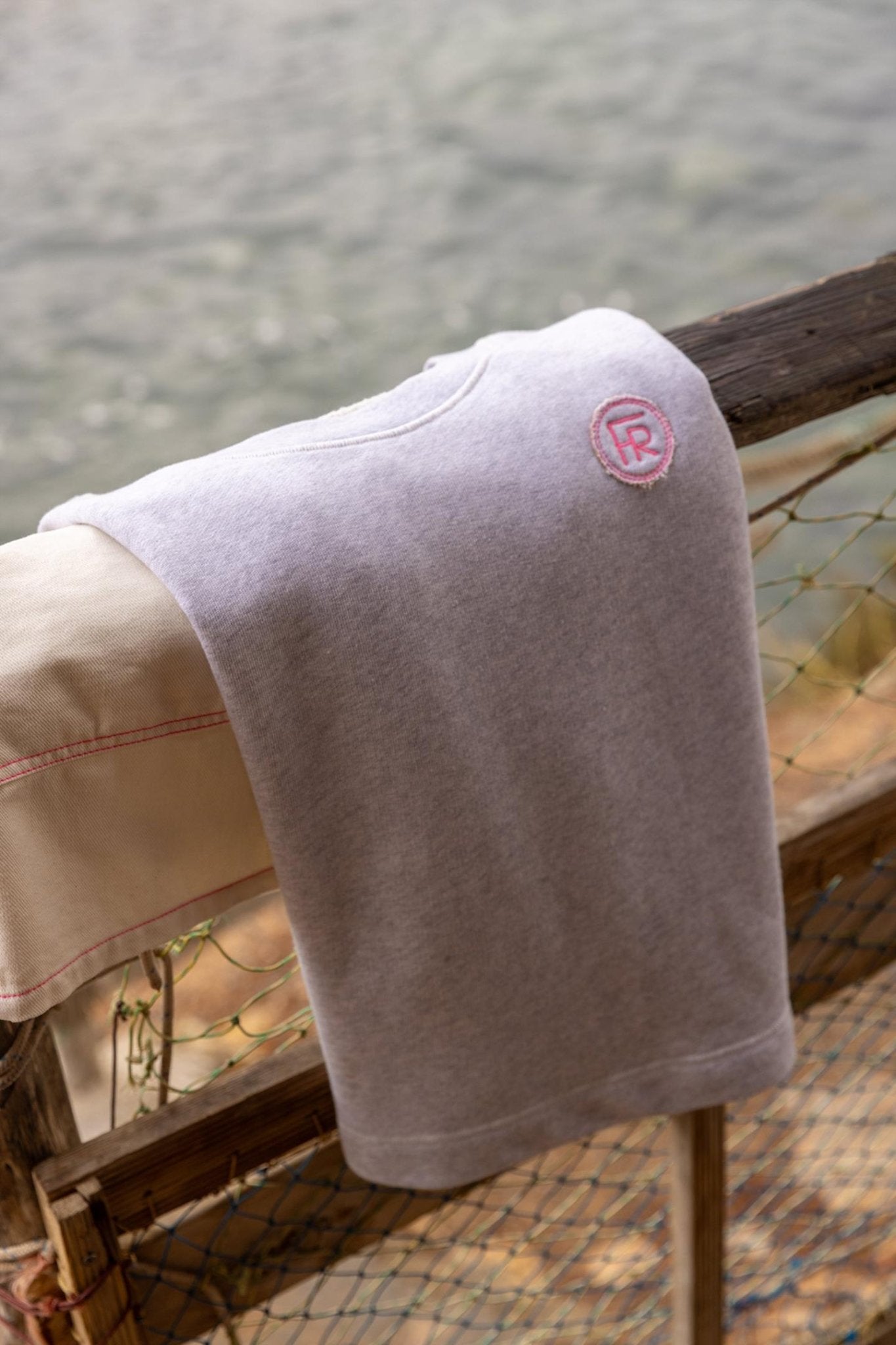 SWEATER WITH THREE-QUARTER SLEEVES (9044) - Four Roses