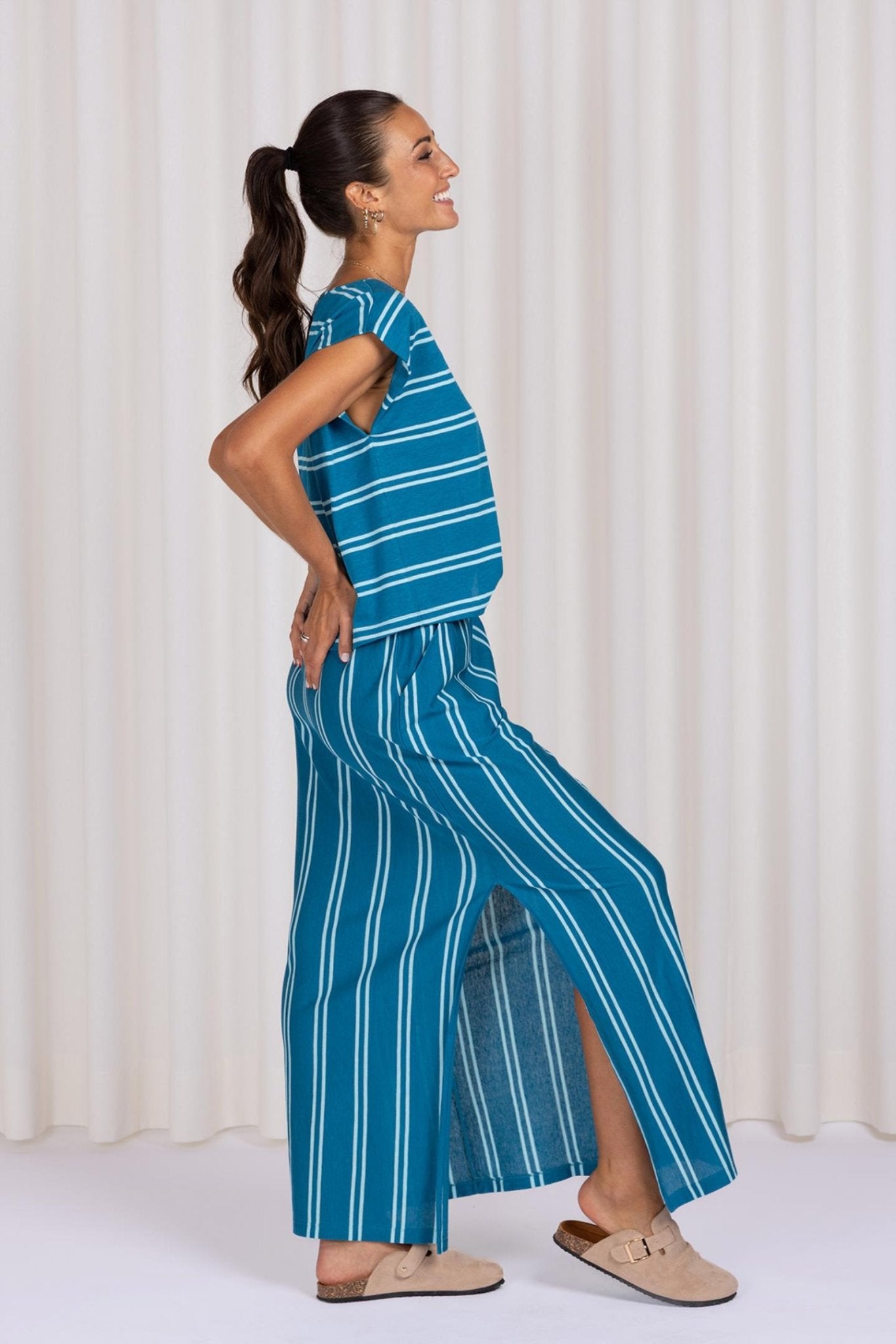 TOP IN LINNENMIX (9062) - Four Roses