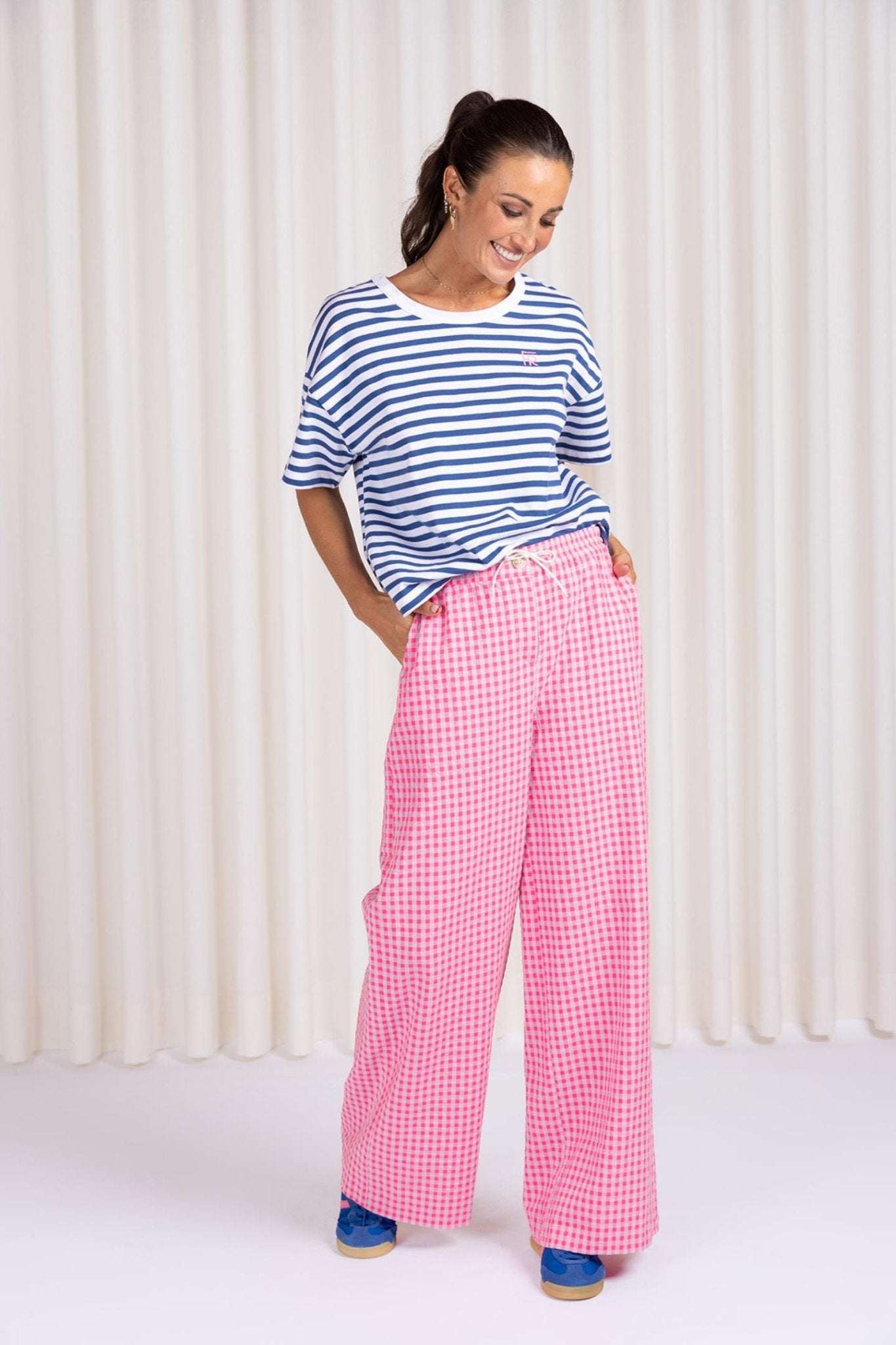 T-SHIRT WITH FINE STRIPES (C9066) - Four Roses