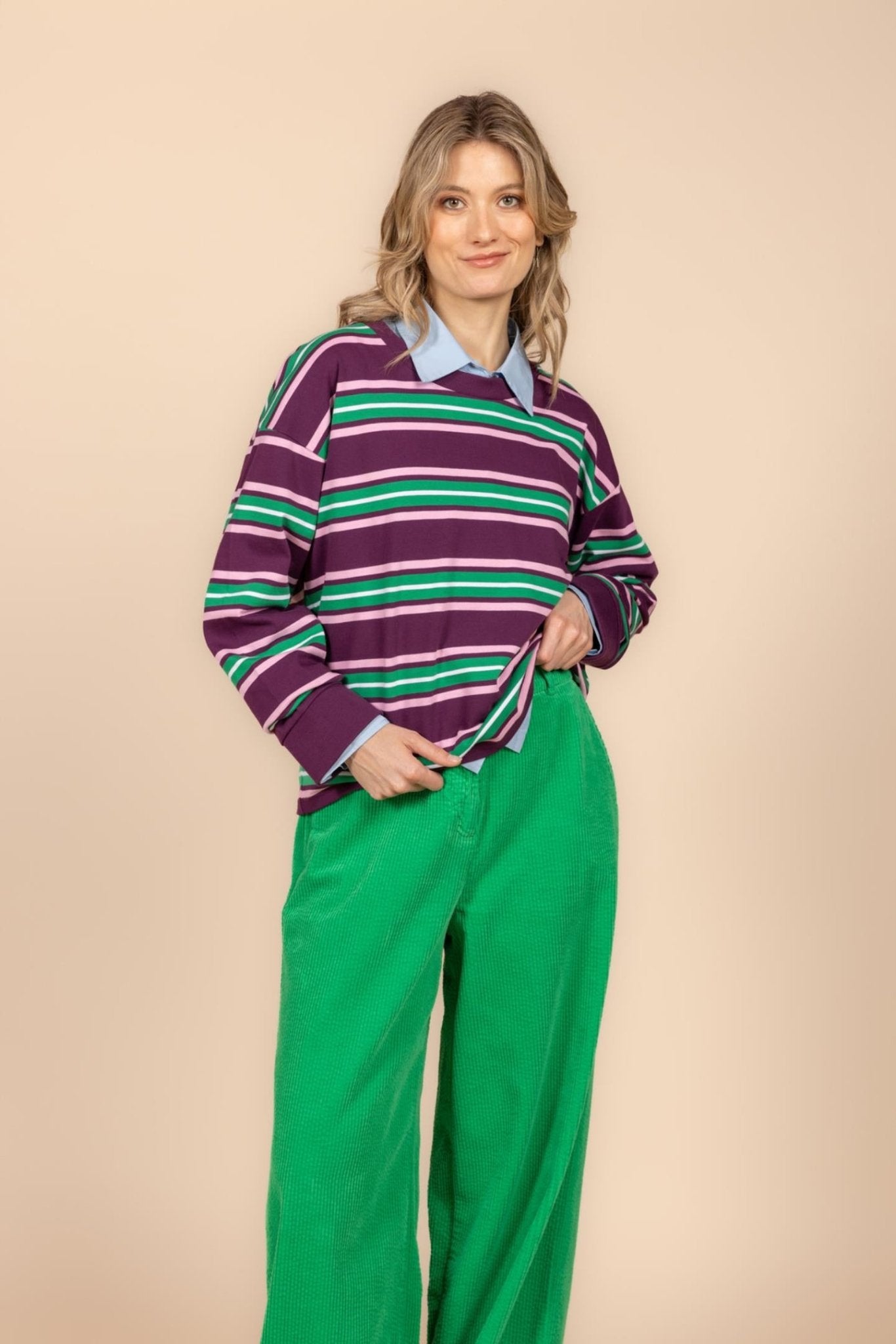 WIJDE BROEK IN RIBVELOURS (9500) - Four Roses